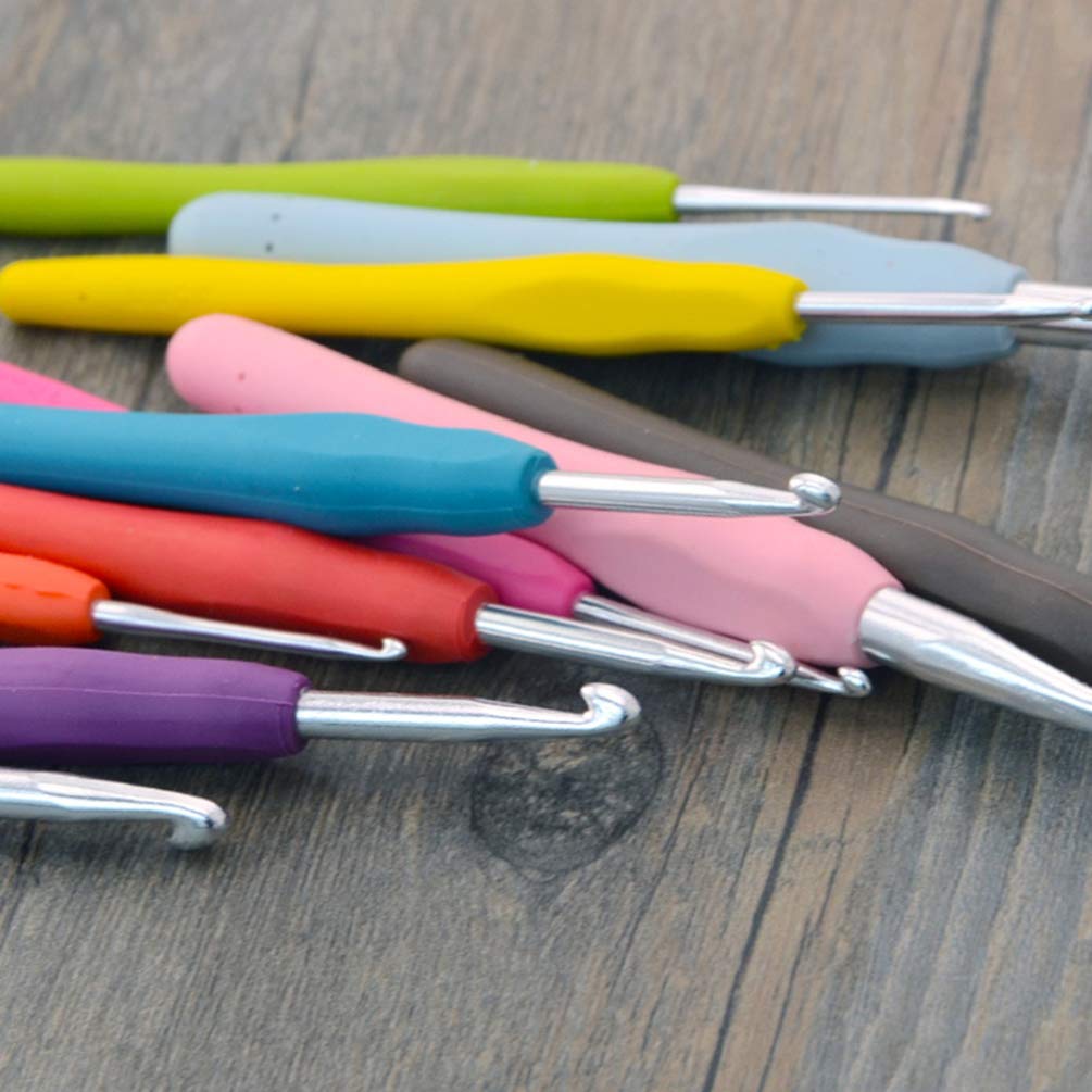12-Piece Crochet Hook Set for Experienced Crocheters - Braided Rug Yarn Glide Needles, Knitting Accessories Kit for Home & DIY Projects (Perfect for Blankets, Scarves, and Home Decor)