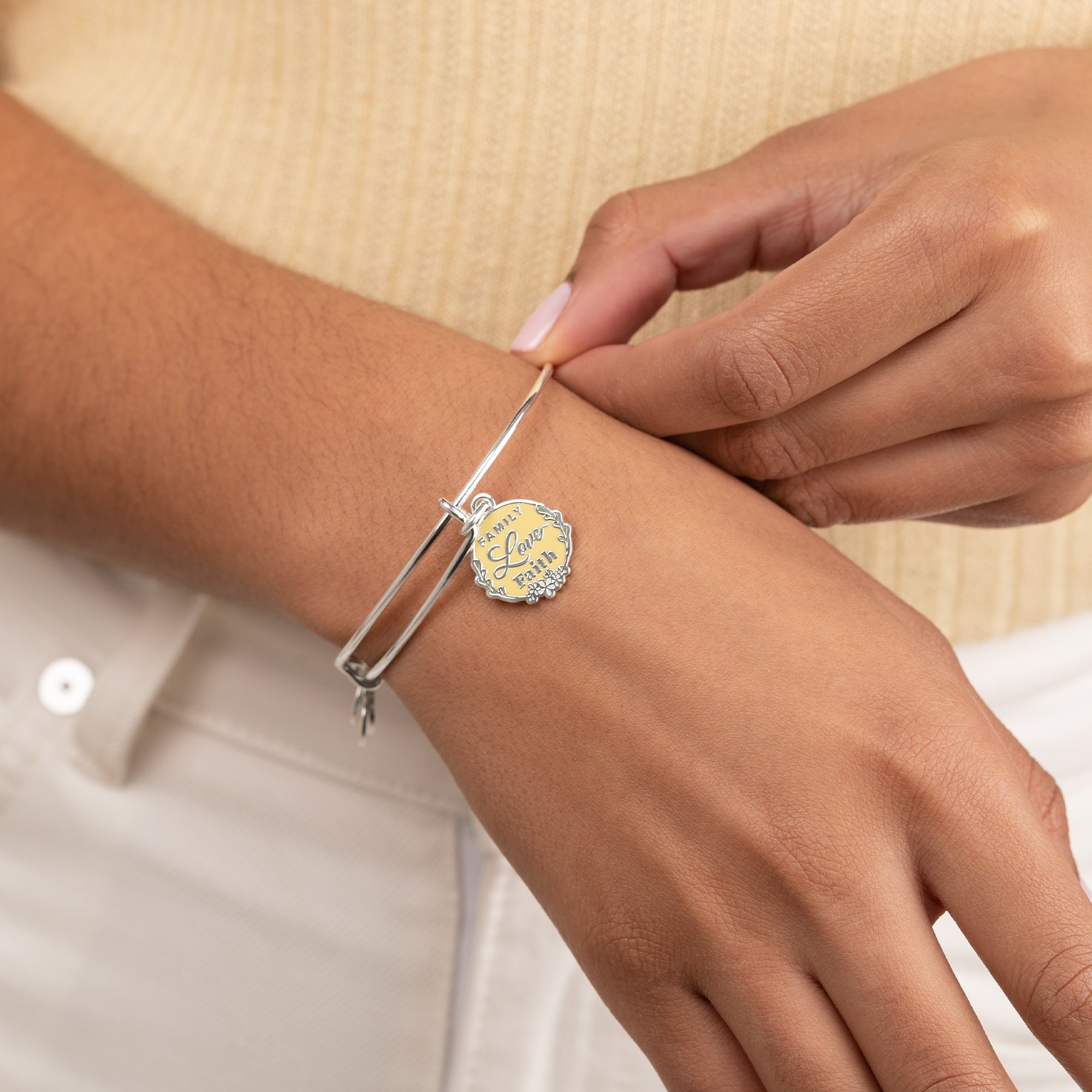 Family Love Faith Inspirational Charm Bangle - Elegant Adjustable Bracelet for Women - Perfect for Gifts, Daily Wear & Special Occasions