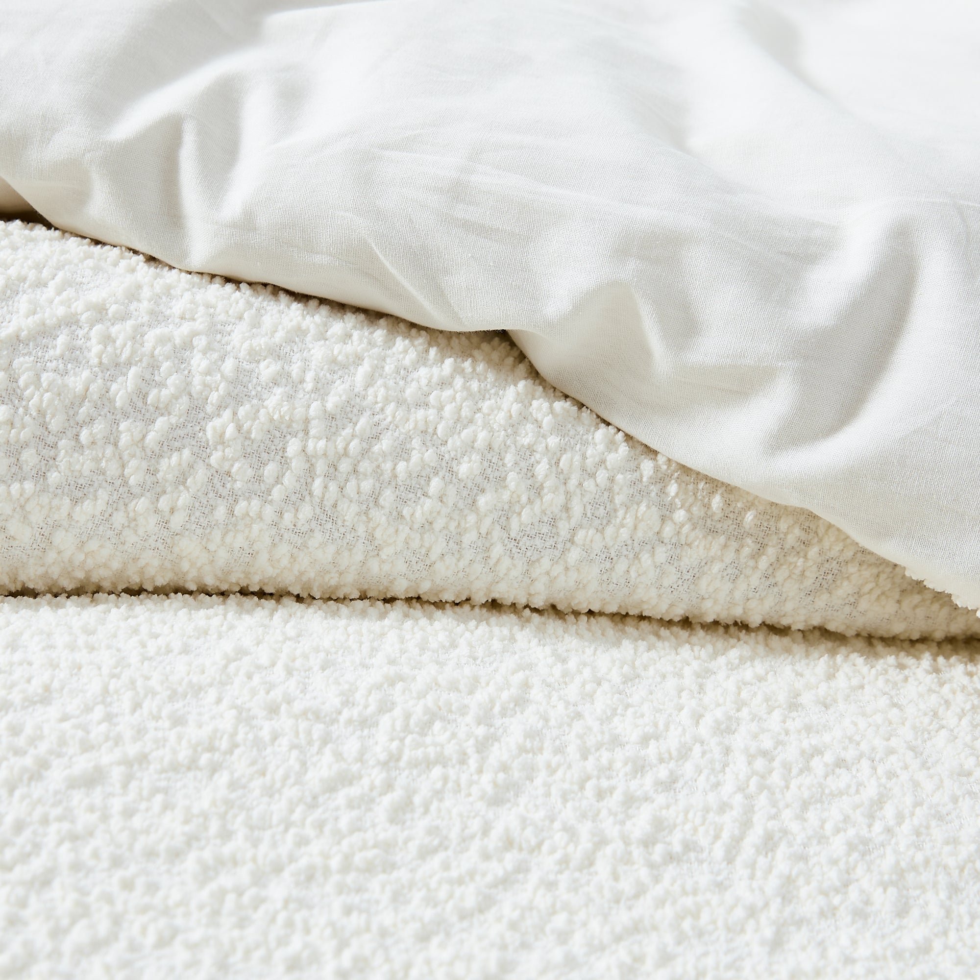 Lotti Boucle Duvet Cover Set - Soft Textured Bedding Set, King Size, White - Perfect for Cozy Bedrooms, Guest Rooms & Luxury Hotels