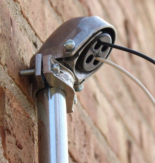 Heavy Duty Cast Zinc Service Entrance Caps - Weatherproof & Durable Electrical Enclosure Cover for Outdoor Power Meter Boxes - Ideal for Residential & Commercial Use