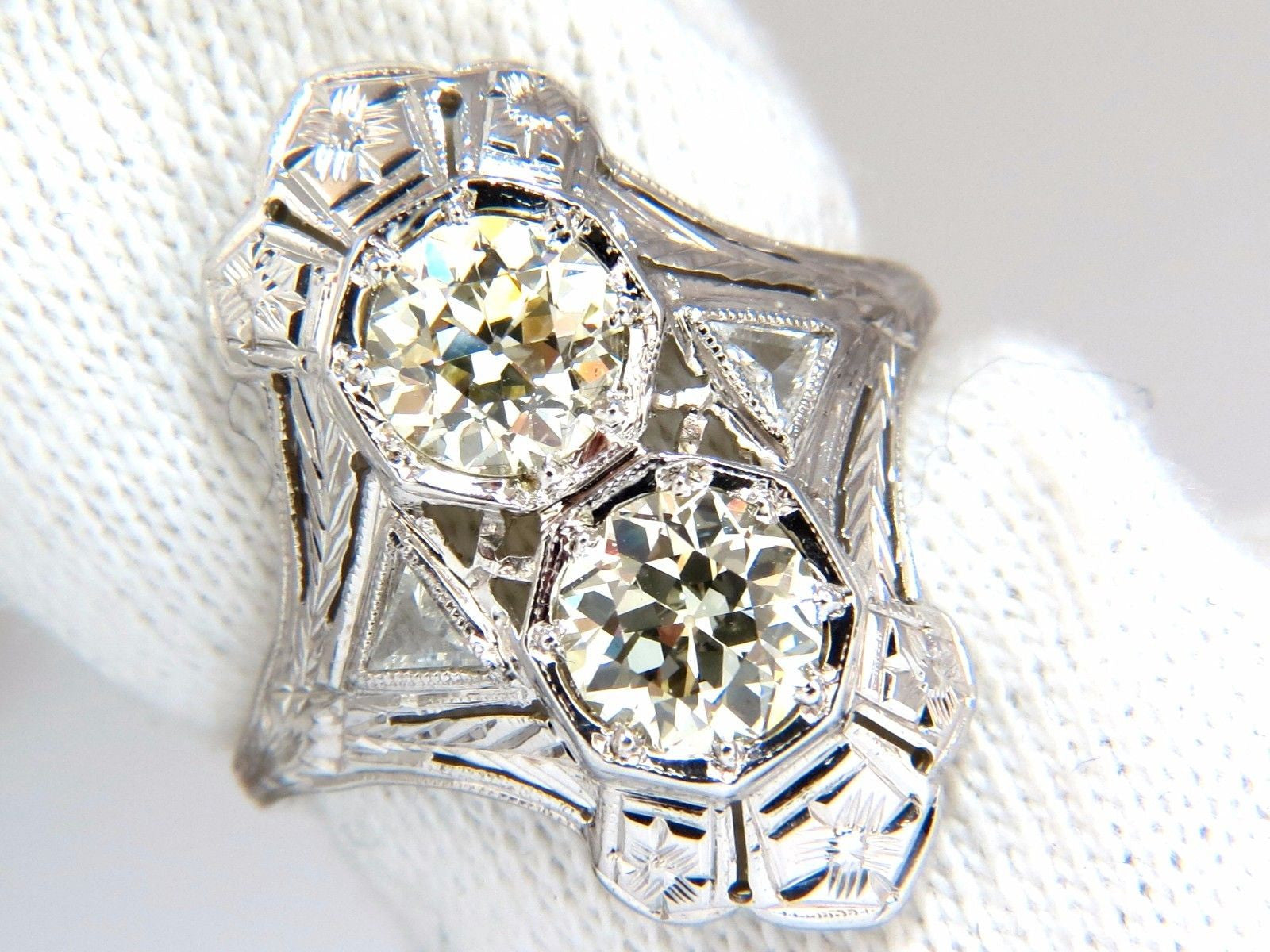 Antique 2.20ct Old Mine Round Natural Diamond Ring in 18K Gold - Perfect for Vintage Weddings, Anniversary Gifts & Heirloom Jewelry