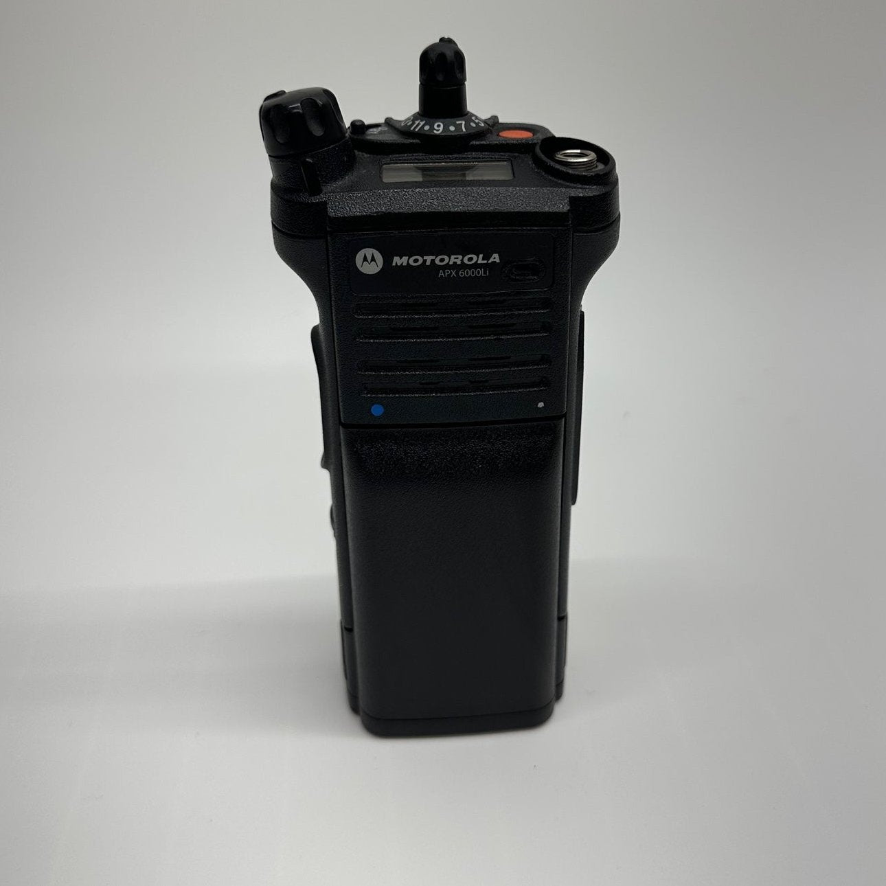 Motorola APX6000LI H98UCD9PW5AN 7/800 MHz Portable Radio TDMA P25 Two-Way Communication - Ideal for Public Safety, Emergency Responders & Security Professionals