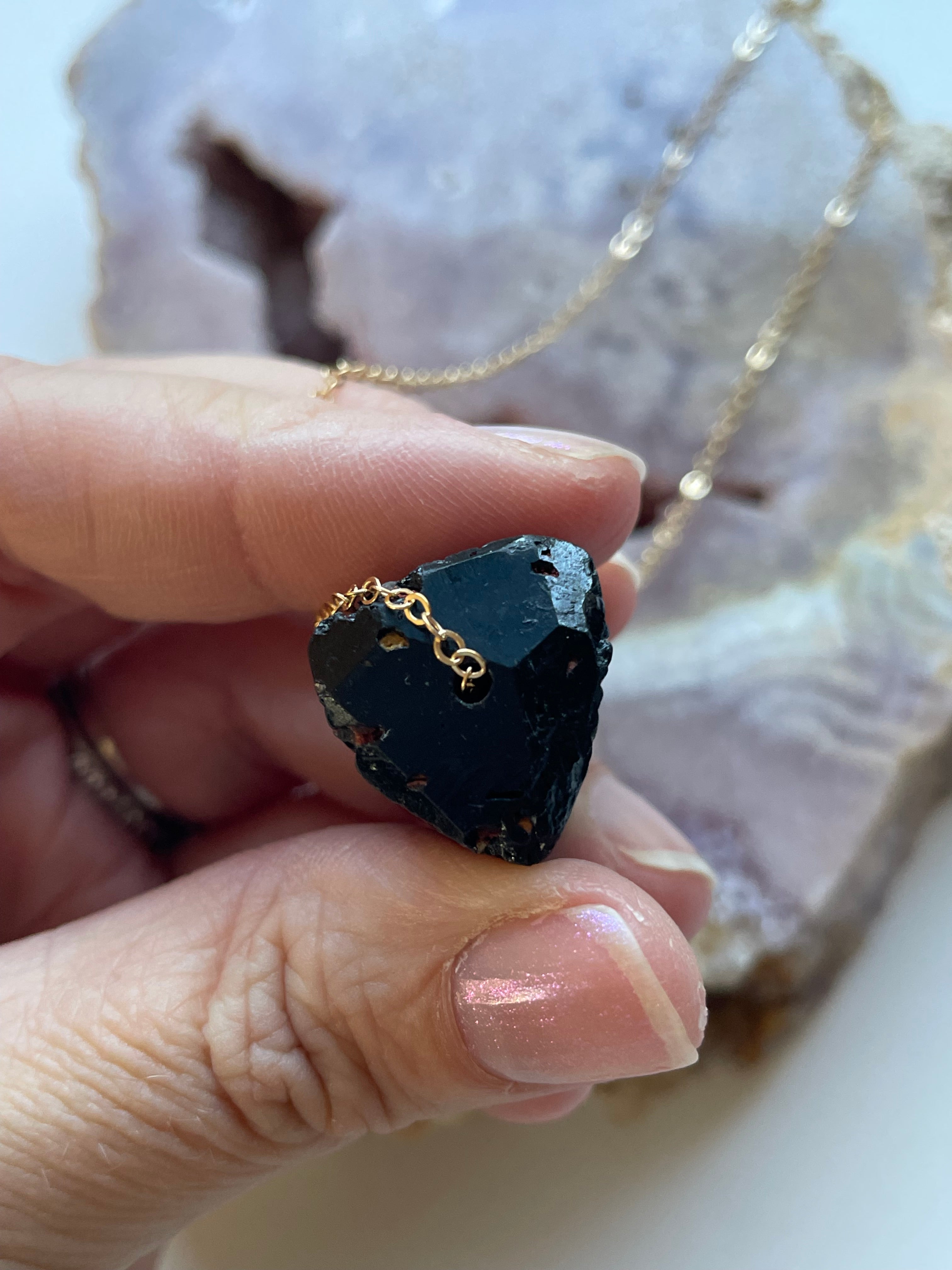 Chunky Black Tourmaline Necklace for Women - Natural Stone Jewelry for Protection & Healing - Perfect for Meditation, Yoga & Spiritual Gifts