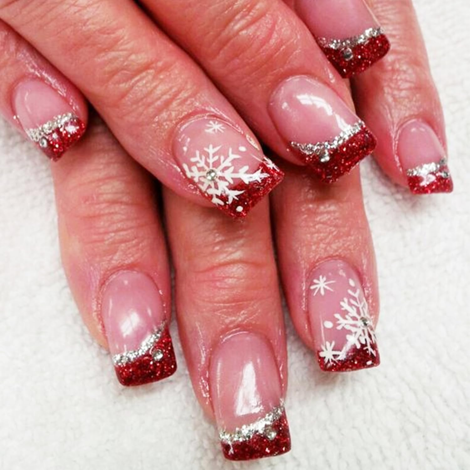 24Pcs Christmas Press on Nails - Short Square Fake Nails with French Tip, Snowflake & Rhinestone Designs, Red Glitter Acrylic False Nails for Women & Girls | Perfect for Winter Manicure, Holiday Parties & Gift Giving