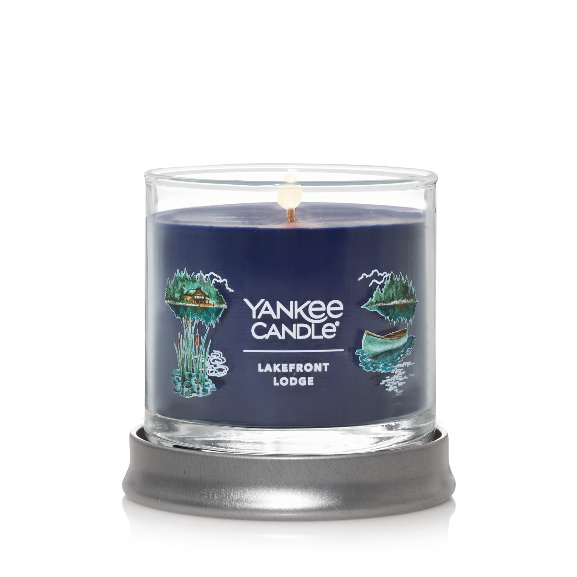 Yankee Candle Lakefront Lodge Scented Candle - 4.3oz Small Tumbler Single Wick, 20+ Hours Burn Time, Vanilla & Cedar Fragrance for Home, Office, Relaxation & Cozy Atmosphere