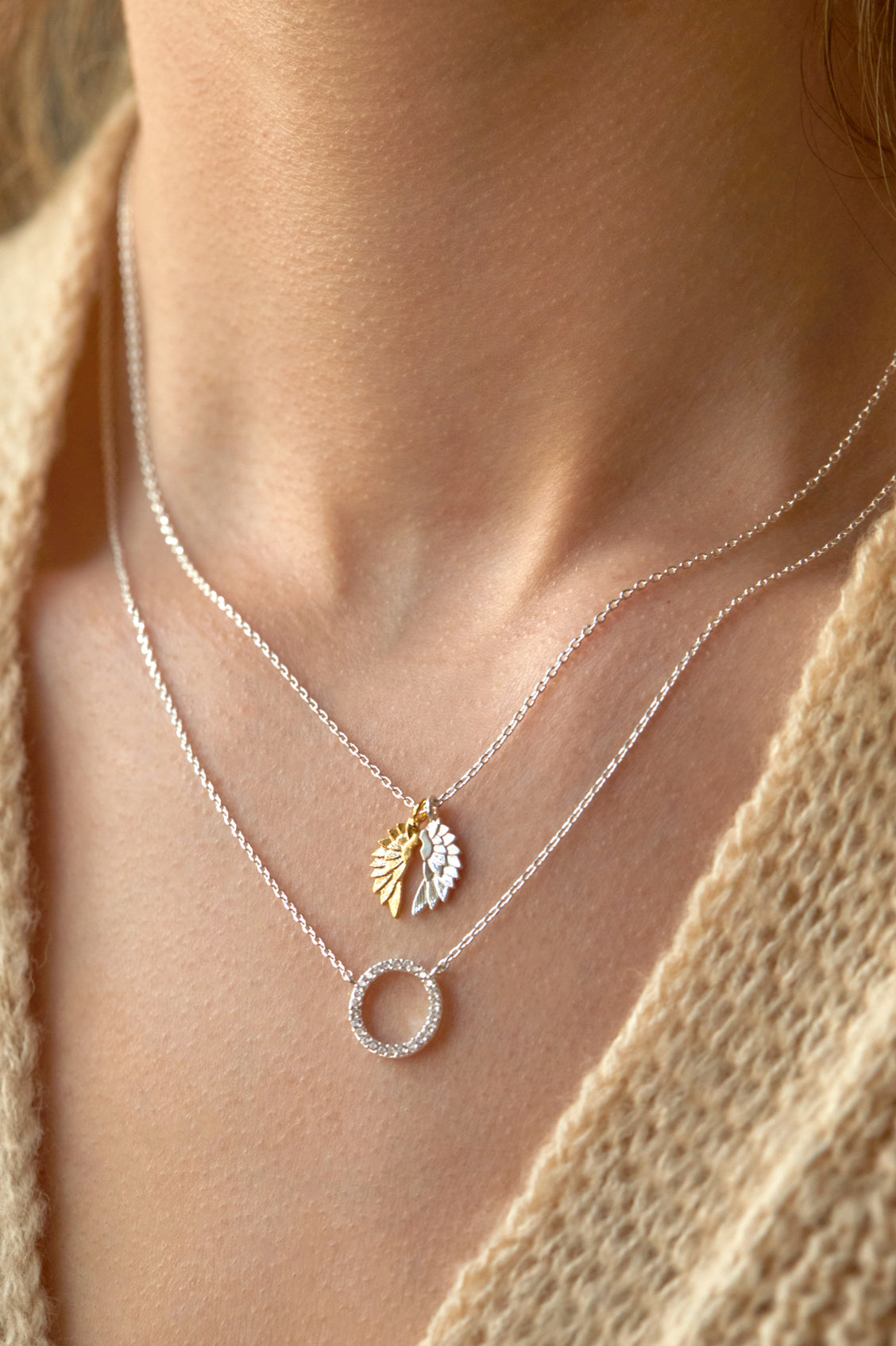 Elegant Circle CZ Necklace for Women - Sparkling Cubic Zirconia Pendant Jewelry - Perfect for Parties, Weddings & Everyday Wear