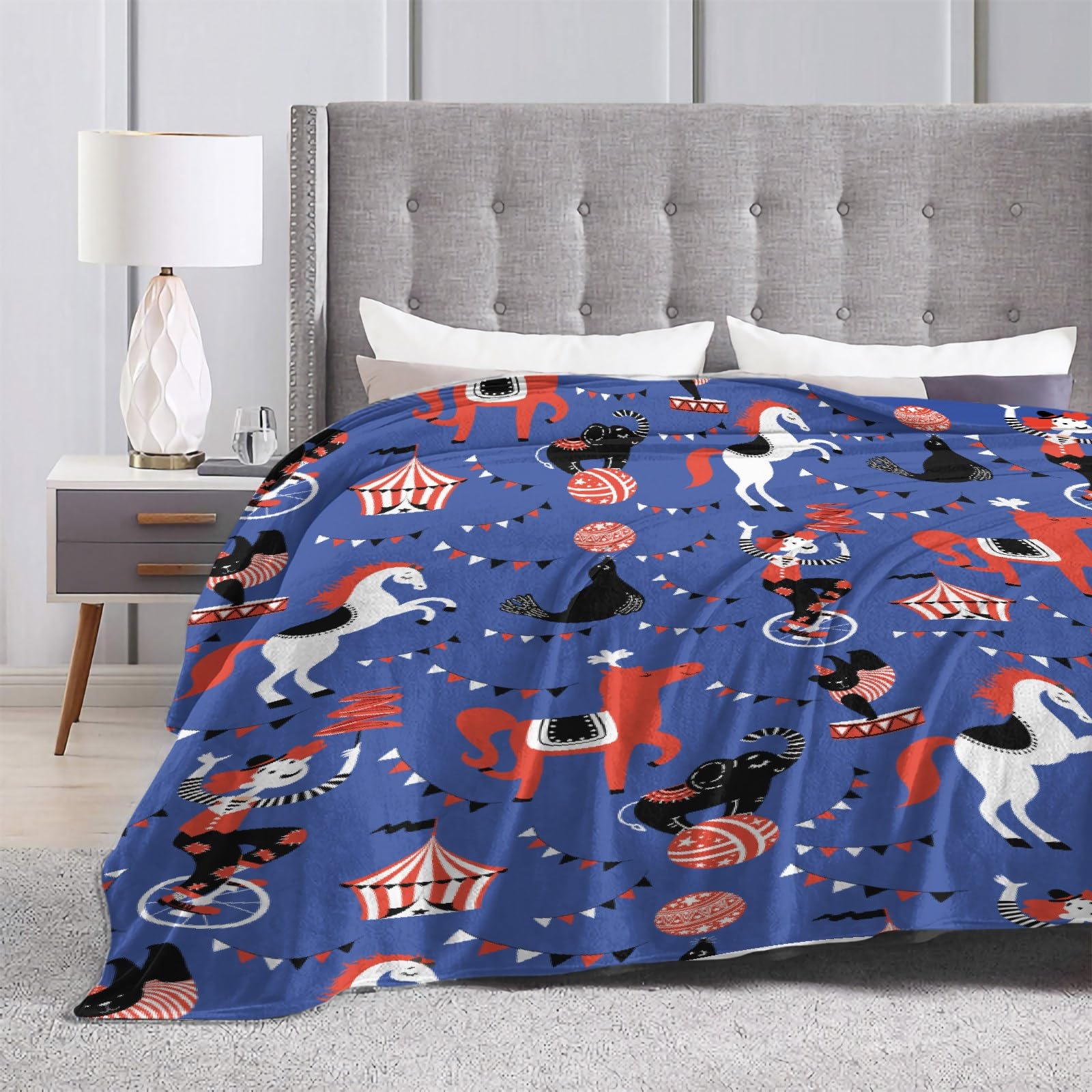 Clown Circus Soft Fleece Blanket - All Season Cozy Throw for Bed, Sofa & Couch (50x40 Inches) - Perfect for Movie Nights, Camping & Home Decor