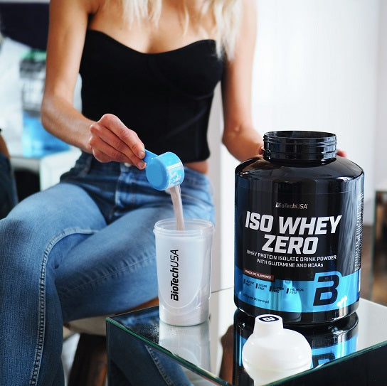 BioTechUSA Iso Whey Zero 2.27kg (5lbs) Premium Protein Powder - Low Carb, Lactose Free Whey Isolate for Muscle Recovery & Growth - Perfect for Post-Workout, Weight Loss & Fitness Enthusiasts