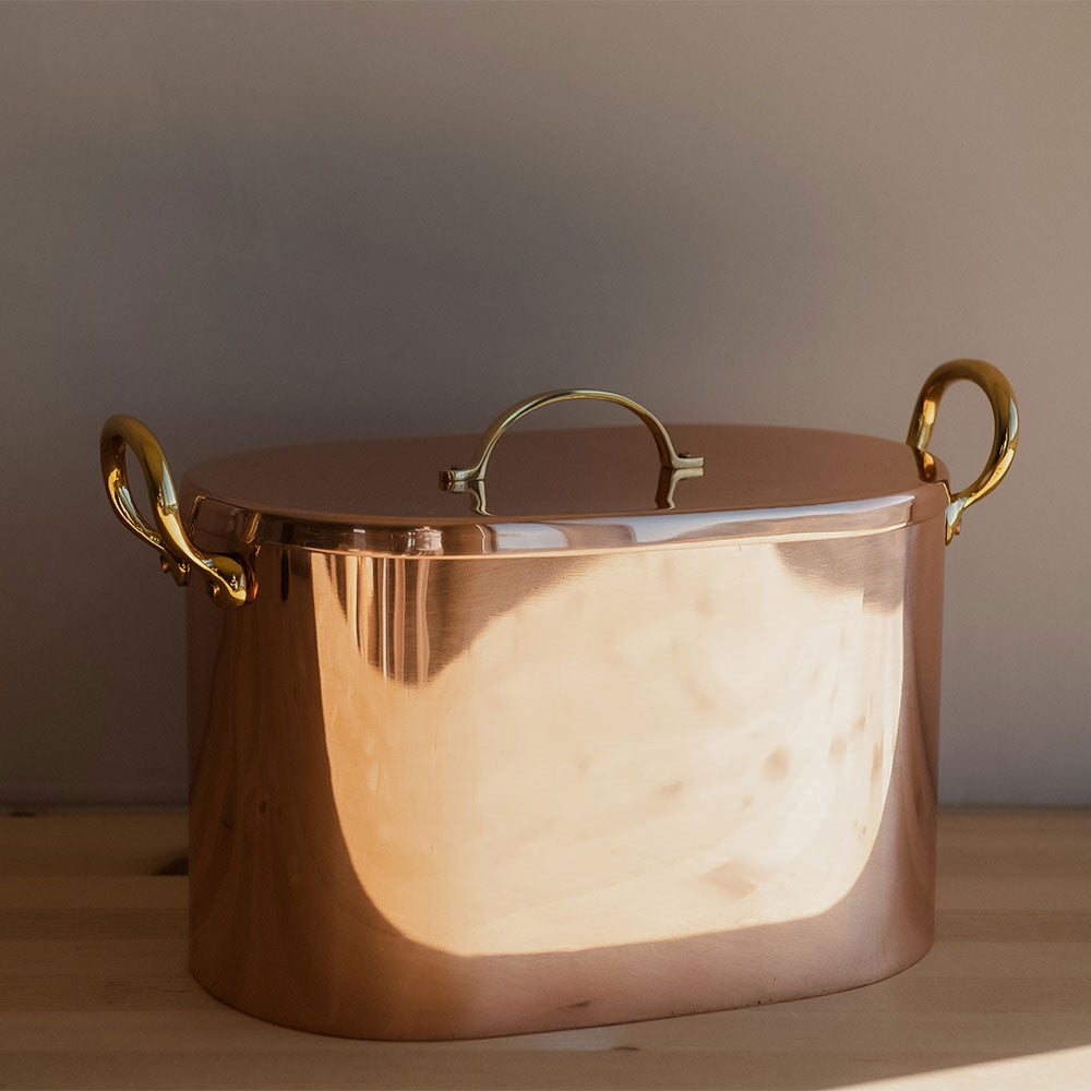 Premium Copper Bread Box - Airtight Storage for Fresh Bread, Pastries & Baked Goods | Rust-Proof & Stylish Kitchen Organizer for Countertop or Pantry | Perfect for Home, Bakery & Restaurant Use