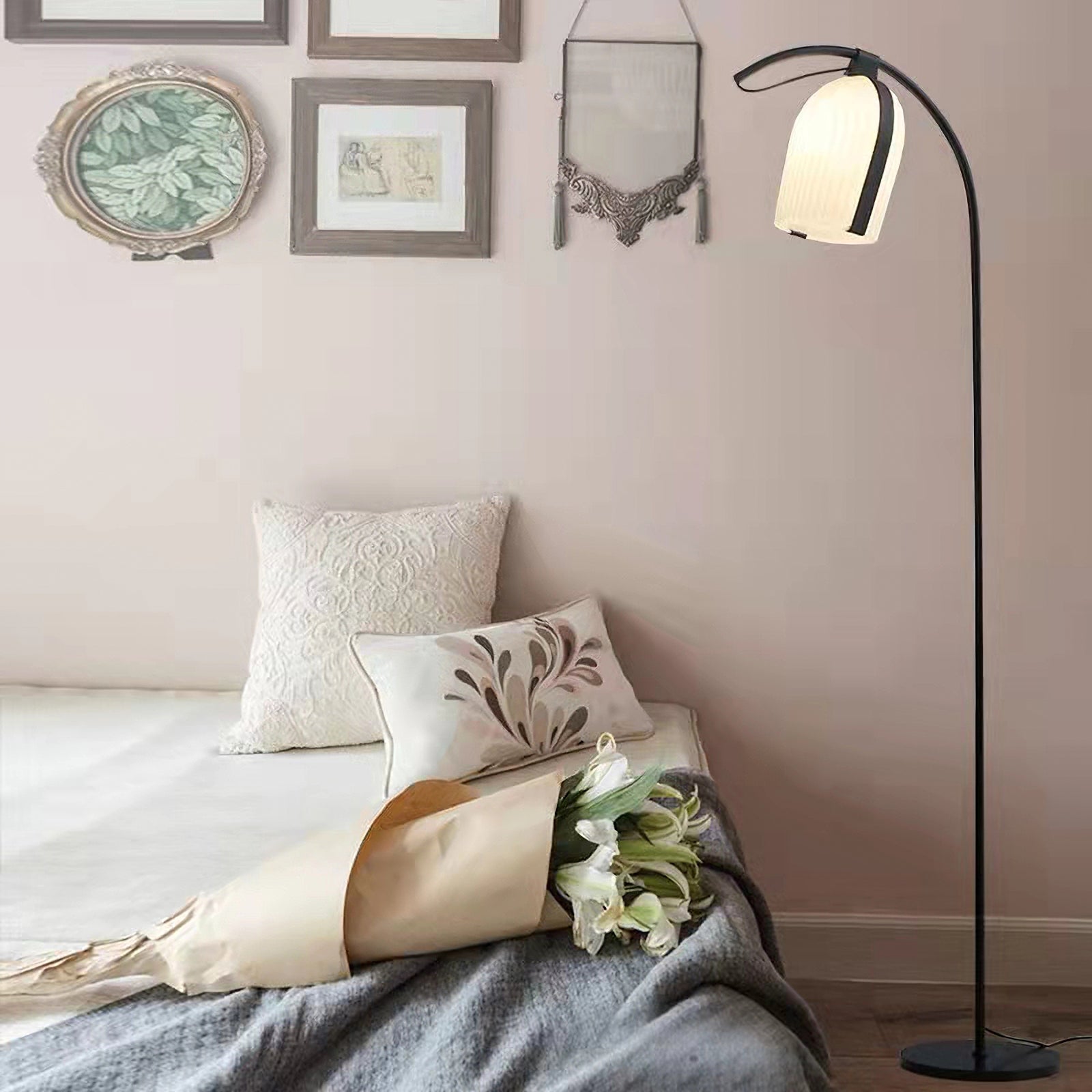 Modern Arc Floor Lamp for Living Room - Adjustable LED Standing Light with Remote Control, Perfect for Reading, Lounge & Bedroom Decor