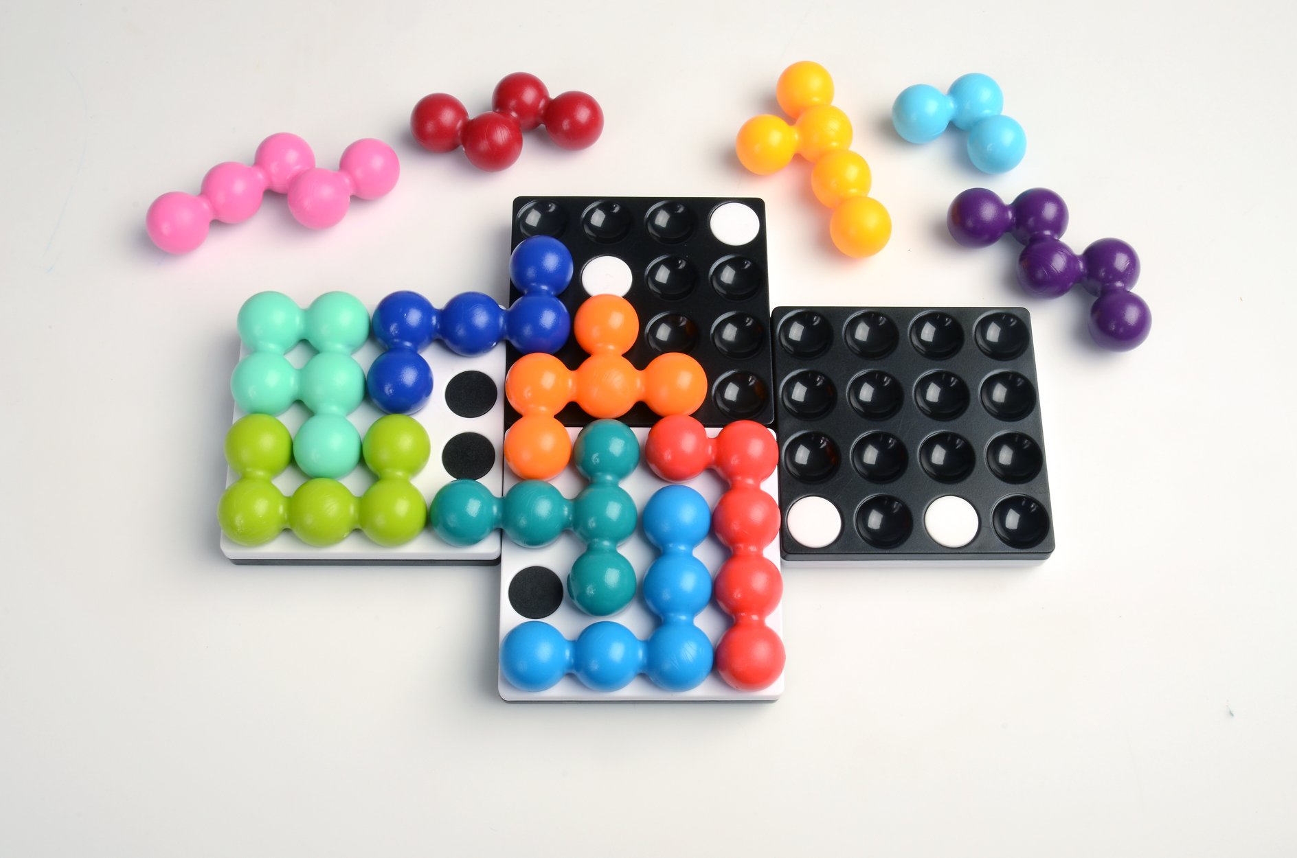 Smart Games Quadrillion Puzzle Game - 80 Challenges for Kids & Adults, Ages 7+, Perfect for Family Fun, Travel, and Brain Training