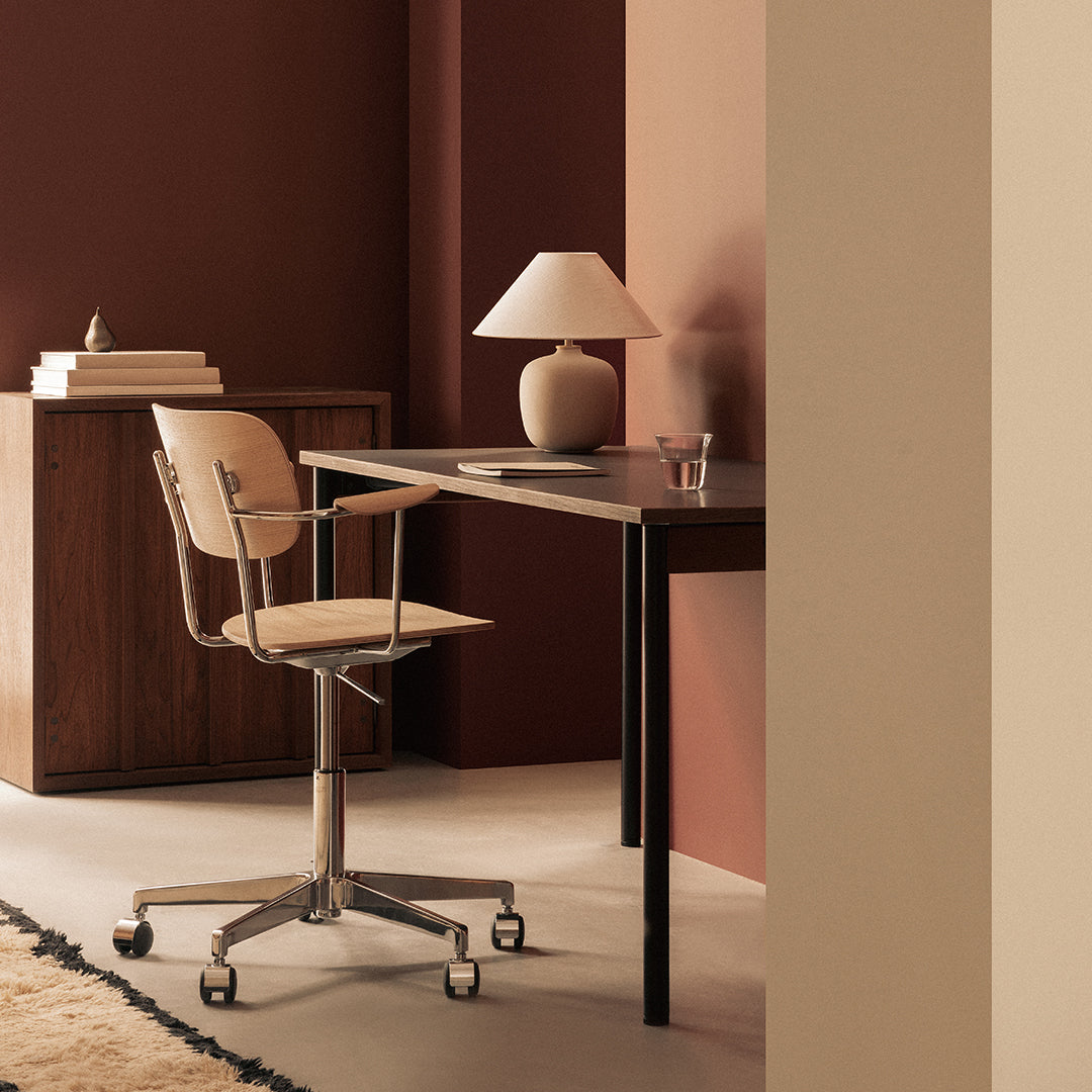 Ergonomic Office Armchair with Swivel Base & Smooth-Rolling Casters - Perfect for Home Office, Conference Rooms, and Workspaces
