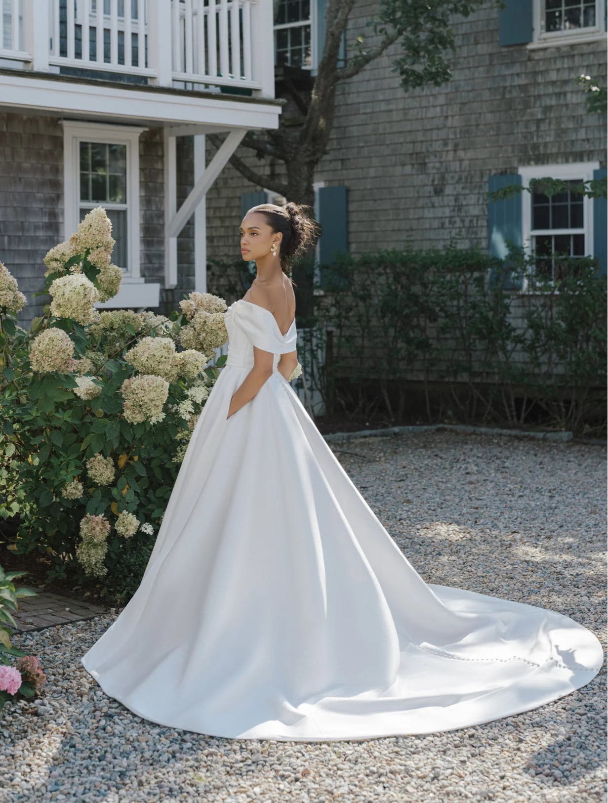 Blue Willow by Anne Barge Warren Wedding Dress - Size 12 | Elegant A-Line Gown for Bridal Ceremony & Formal Events