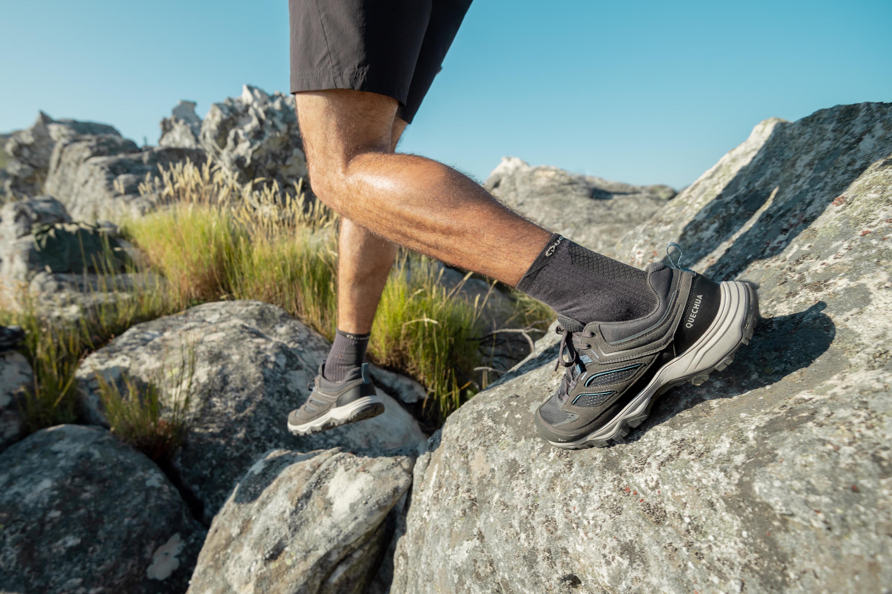 Quechua Men's MH100 Hiking Shoes - Waterproof Lightweight Trekking Boots for Outdoor Adventures, Trail Running & Camping