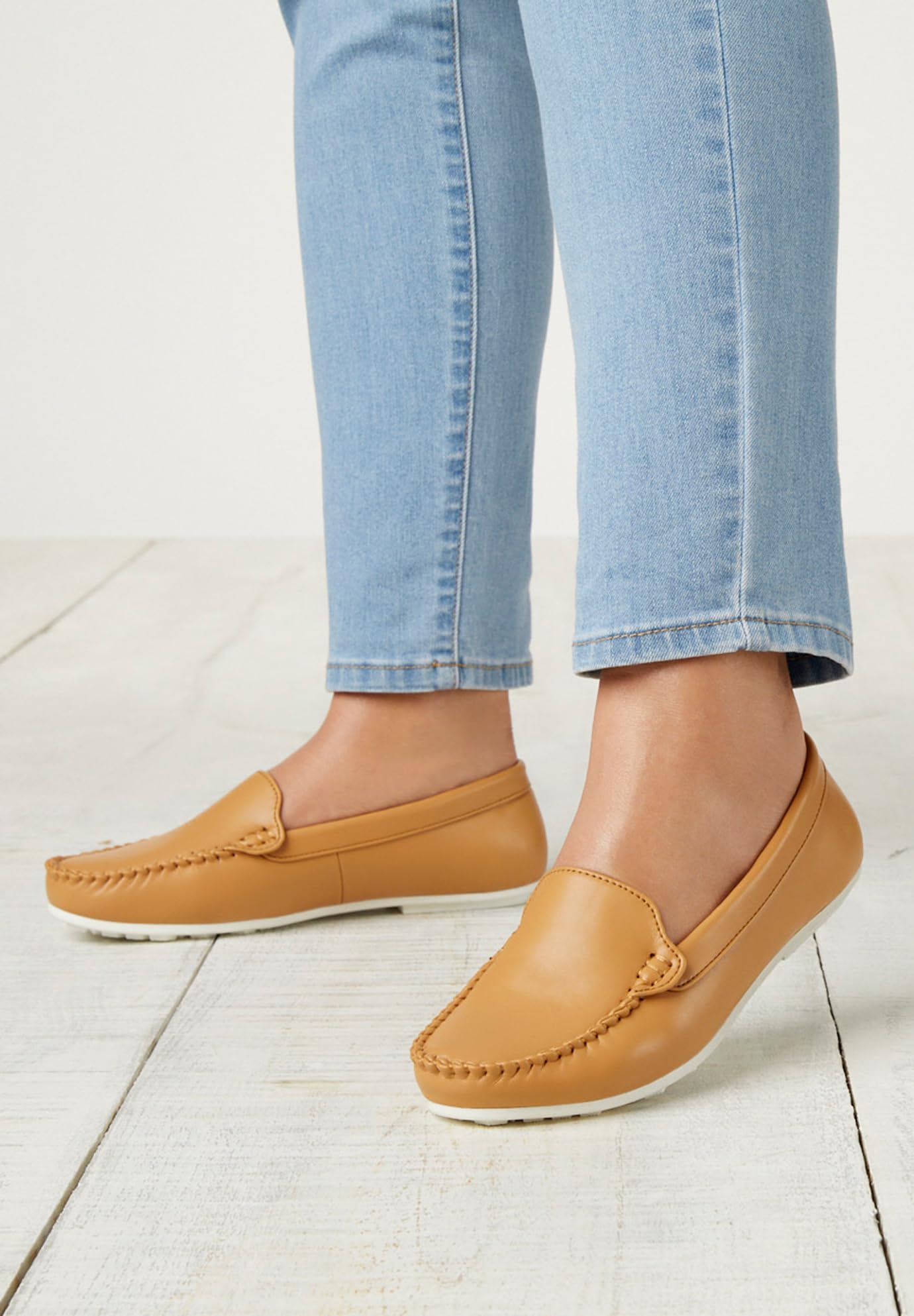 Comfortview Women's Wide Width The Milena Moccasin - Soft Slip-On Casual Shoes for Walking, Work & Travel | Comfortable Loafers for Women with Wide Feet