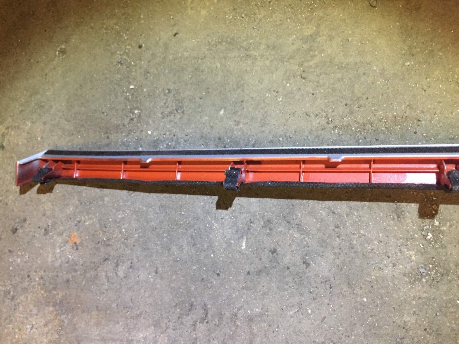 2006-2011 Hyundai Azera Right Side Woodgrain Dashboard Trim OEM D24 - Perfect for Interior Restoration & Customization