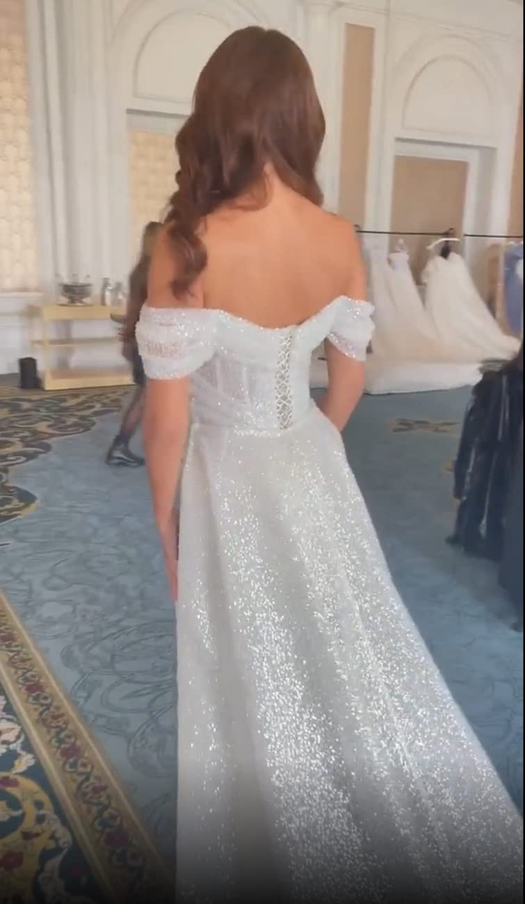 Sparkly Sequin Mermaid Prom Dresses for Women - Off The Shoulder Formal Evening Gown with Detachable Train | Perfect for Homecoming, Pageants & Black Tie Events