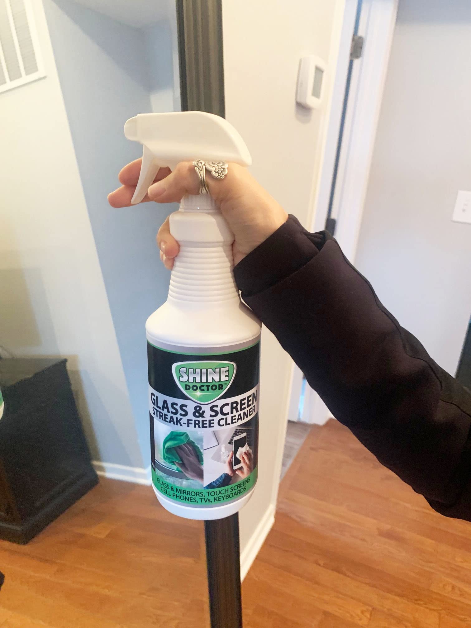 Premium Glass & Screen Cleaner Spray - 32 oz Bottle for Streak-Free Cleaning - Perfect for Phones, TVs, Monitors & Windows - Safe for All Screens & Glass Surfaces