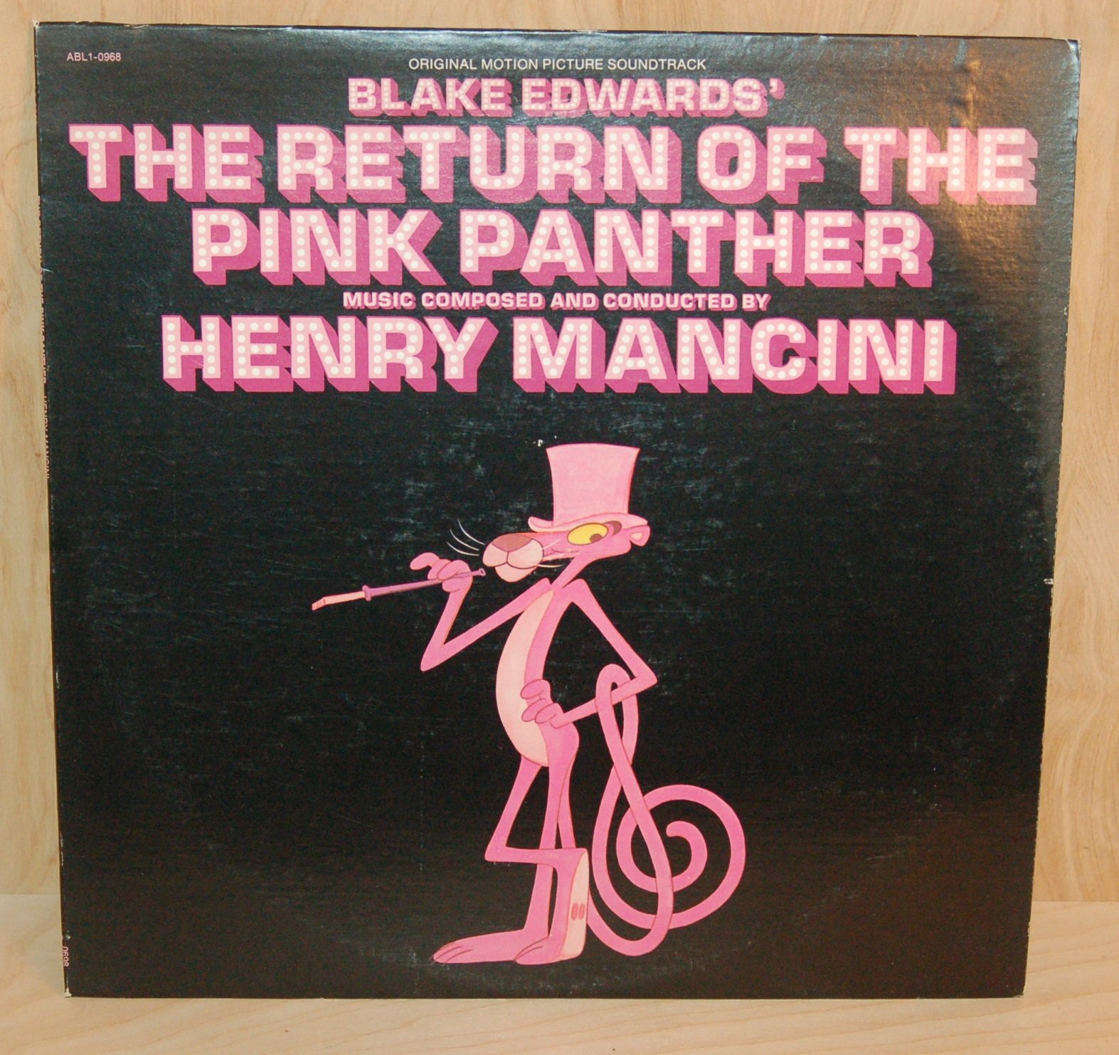 Blake Edwards' The Return Of The Pink Panther - Classic Comedy Movie DVD - Perfect for Movie Nights & Comedy Lovers