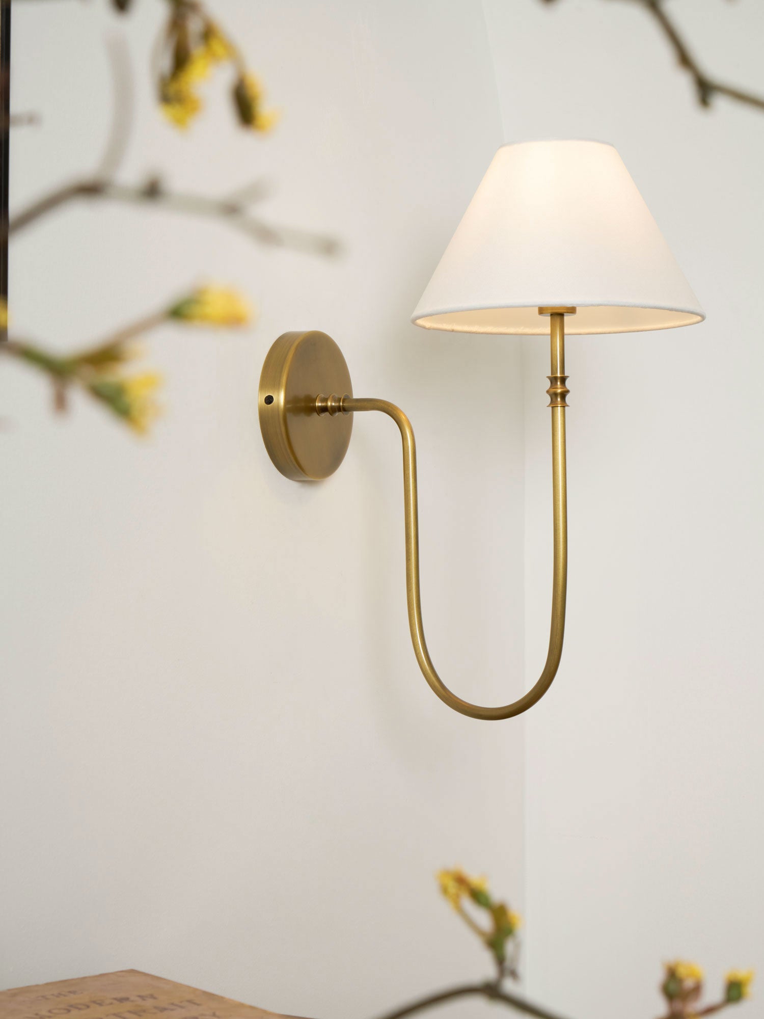 Collins Wall Light - Modern LED Sconce for Bedroom, Living Room & Hallway - Energy Efficient Indoor Lighting Fixture