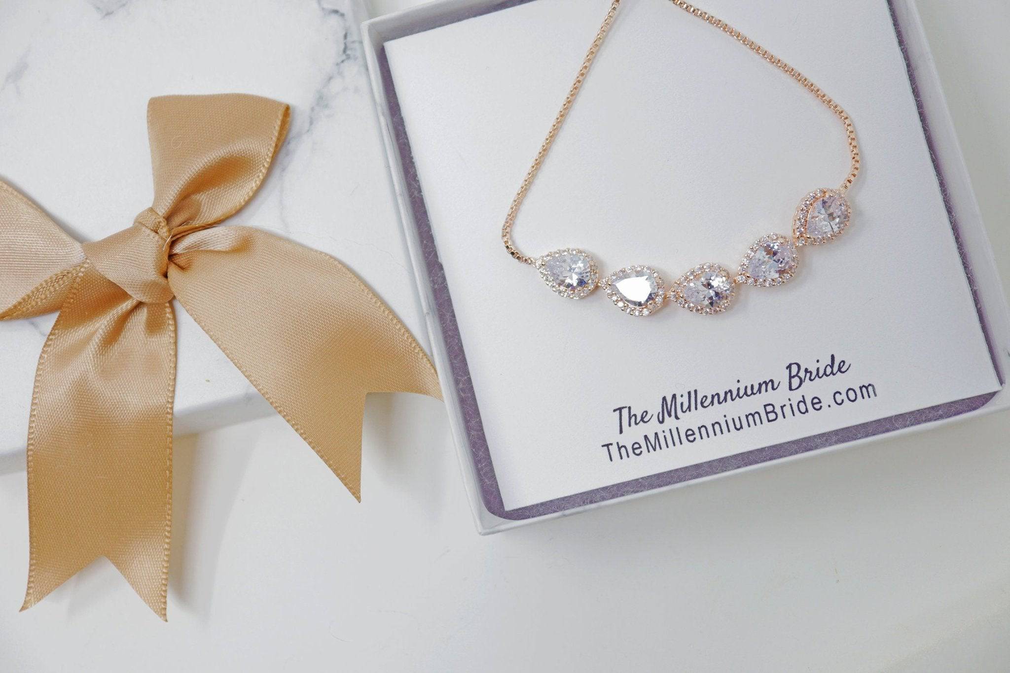 Elegant Cubic Zirconia Diamond Drop Crystal Bracelet for Women - Sparkling Bridal Jewelry & Bridesmaid Gift - Perfect for Weddings, Anniversaries and Special Occasions
