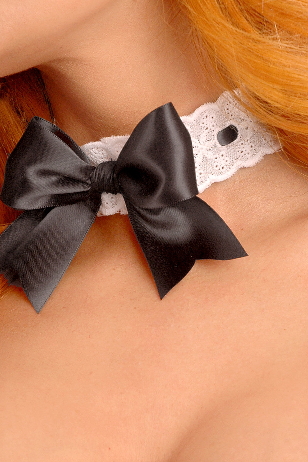 Elegant Maid Choker Necklace - Victorian Lace Collar for Cosplay, Gothic Fashion & Role Play - Perfect for Halloween, Costume Parties & Anime Conventions