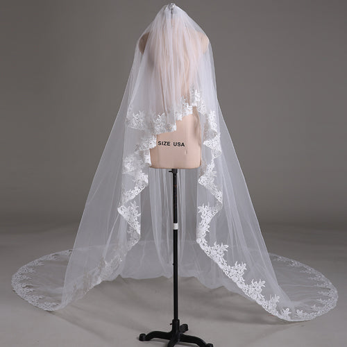 Elegant White Lace Wedding Veil 118