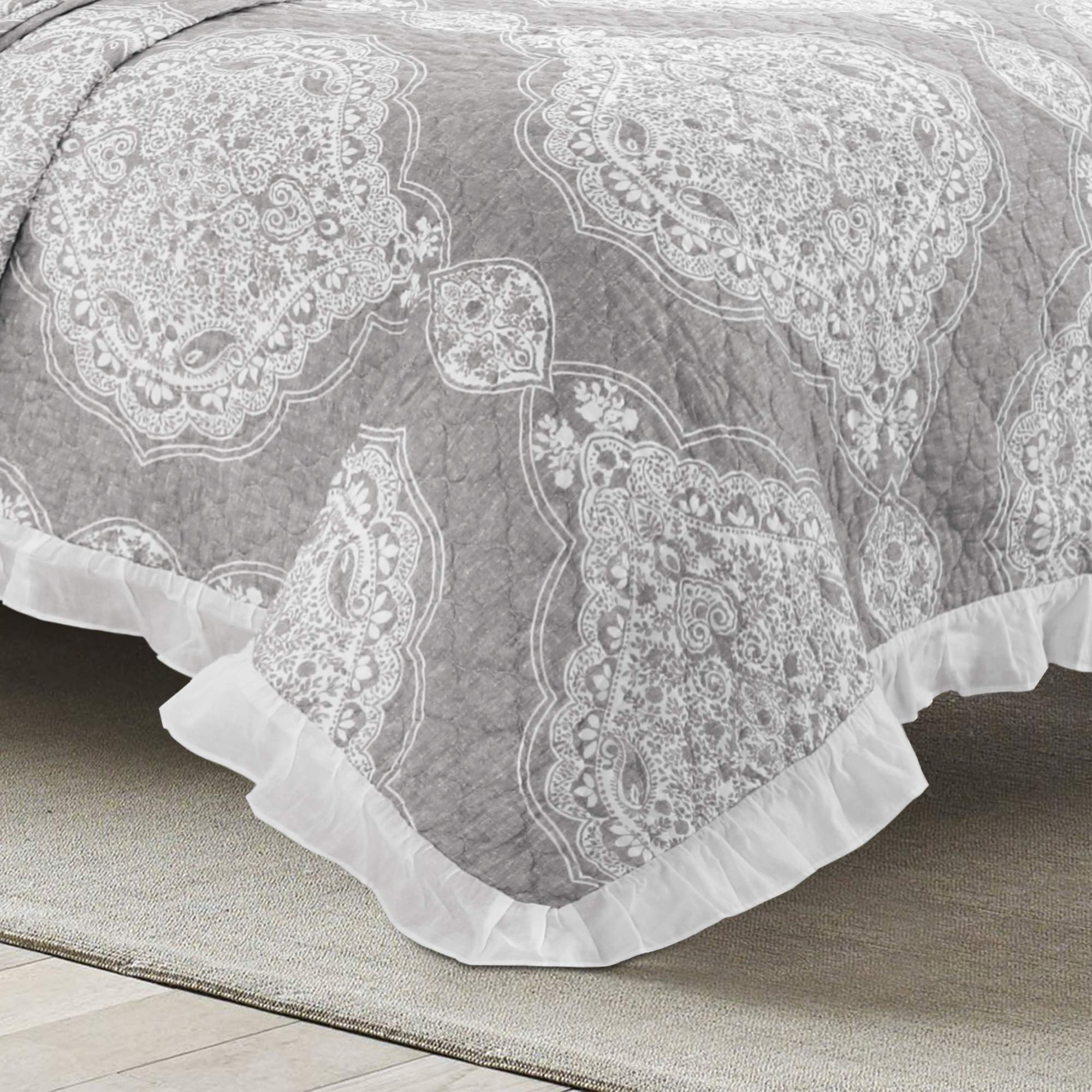 Lush Decor Lucianna Cotton Bedspread Set, Full/Queen, Gray - Elegant Bedroom Decor