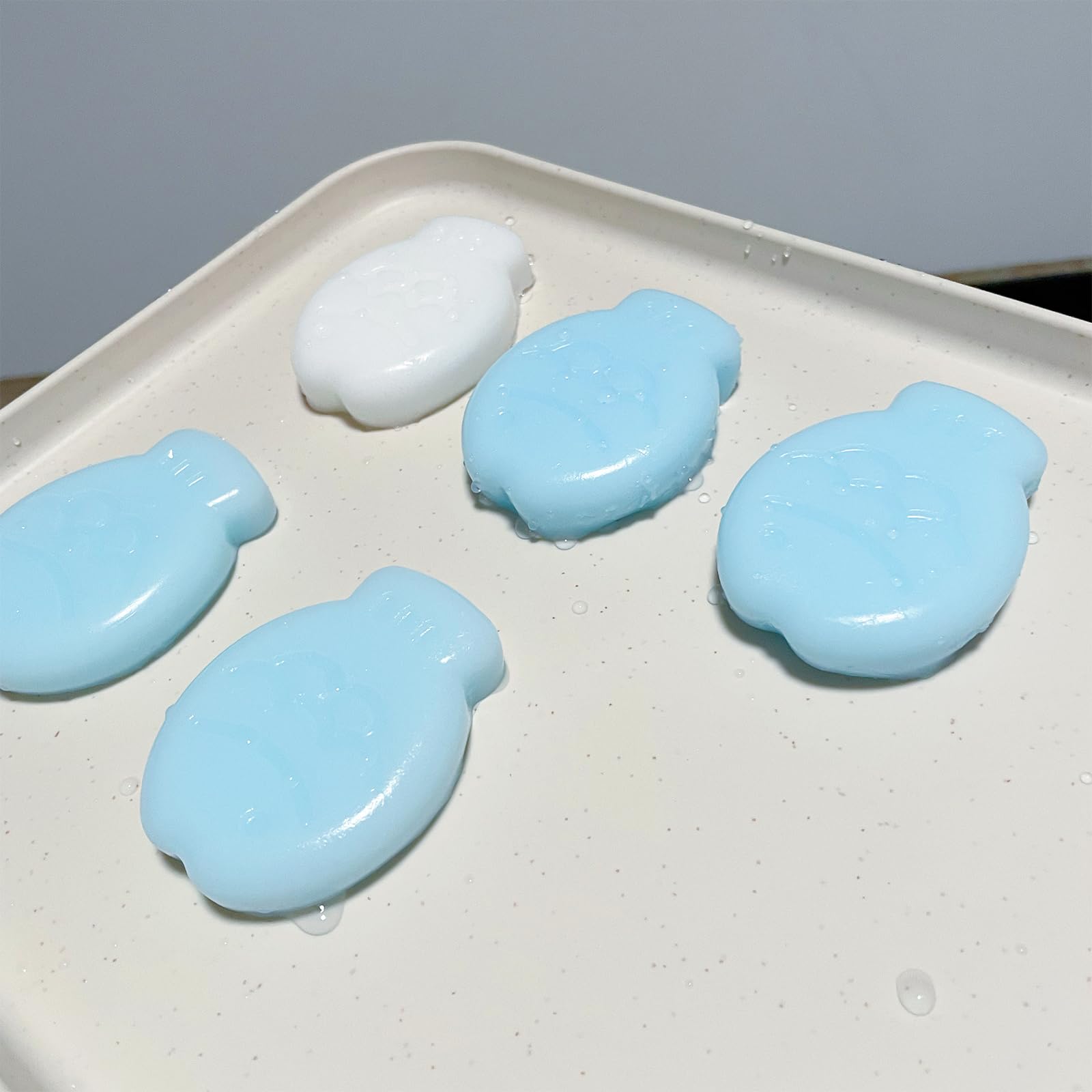Heeli 3-Layer Taiyaki Squishy Toy - Cute Fish-Shaped Stress Relief Squeeze Toy, Soft Silicone Sensory Fidget Toy for Kids & Adults - Perfect Gift for Anxiety Relief, Office, or Home Relaxation (Blue & White, 1PC)