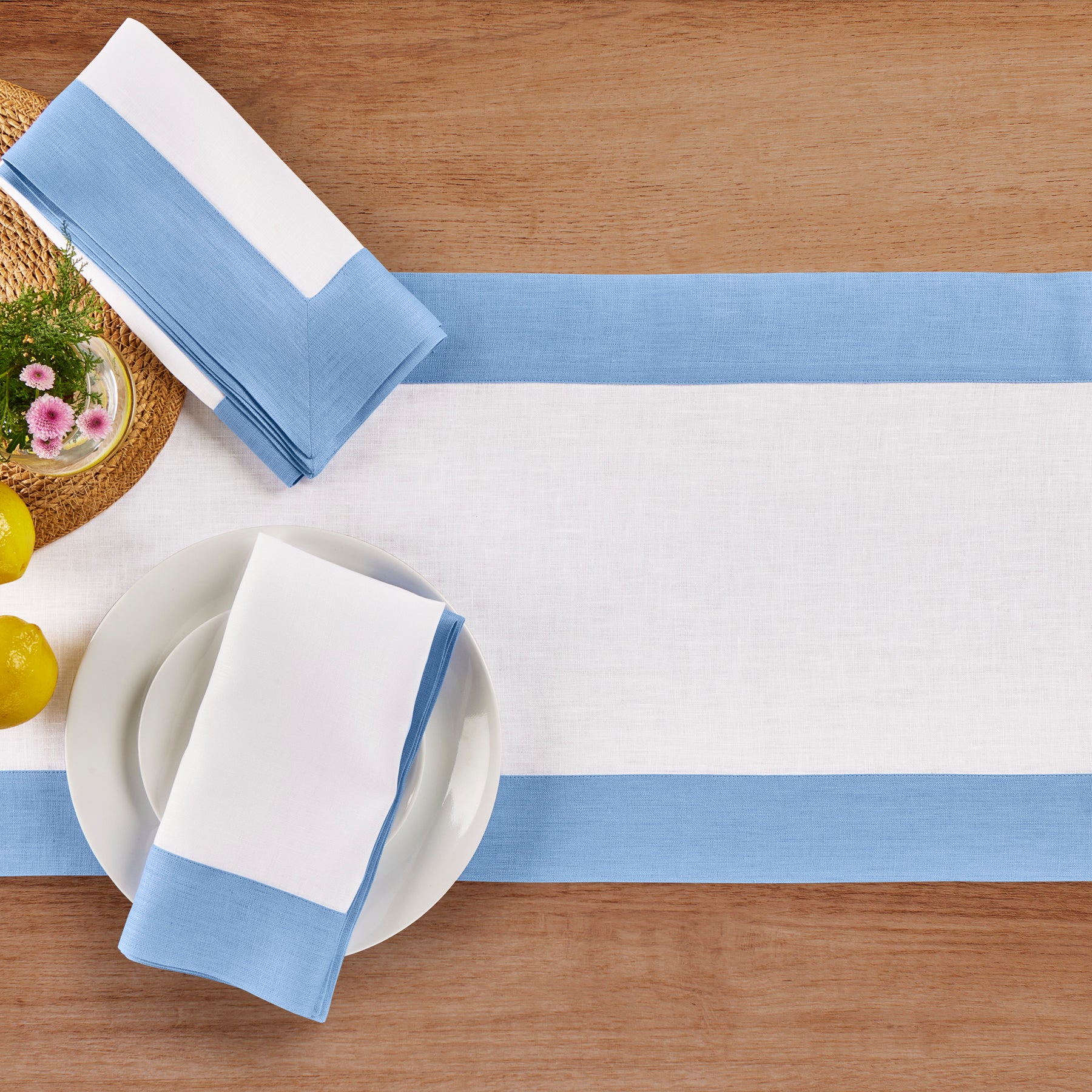 Stylish Contempo Table Runner for Dining & Decor - Elegant Home Tablecloth for Parties, Weddings & Holidays