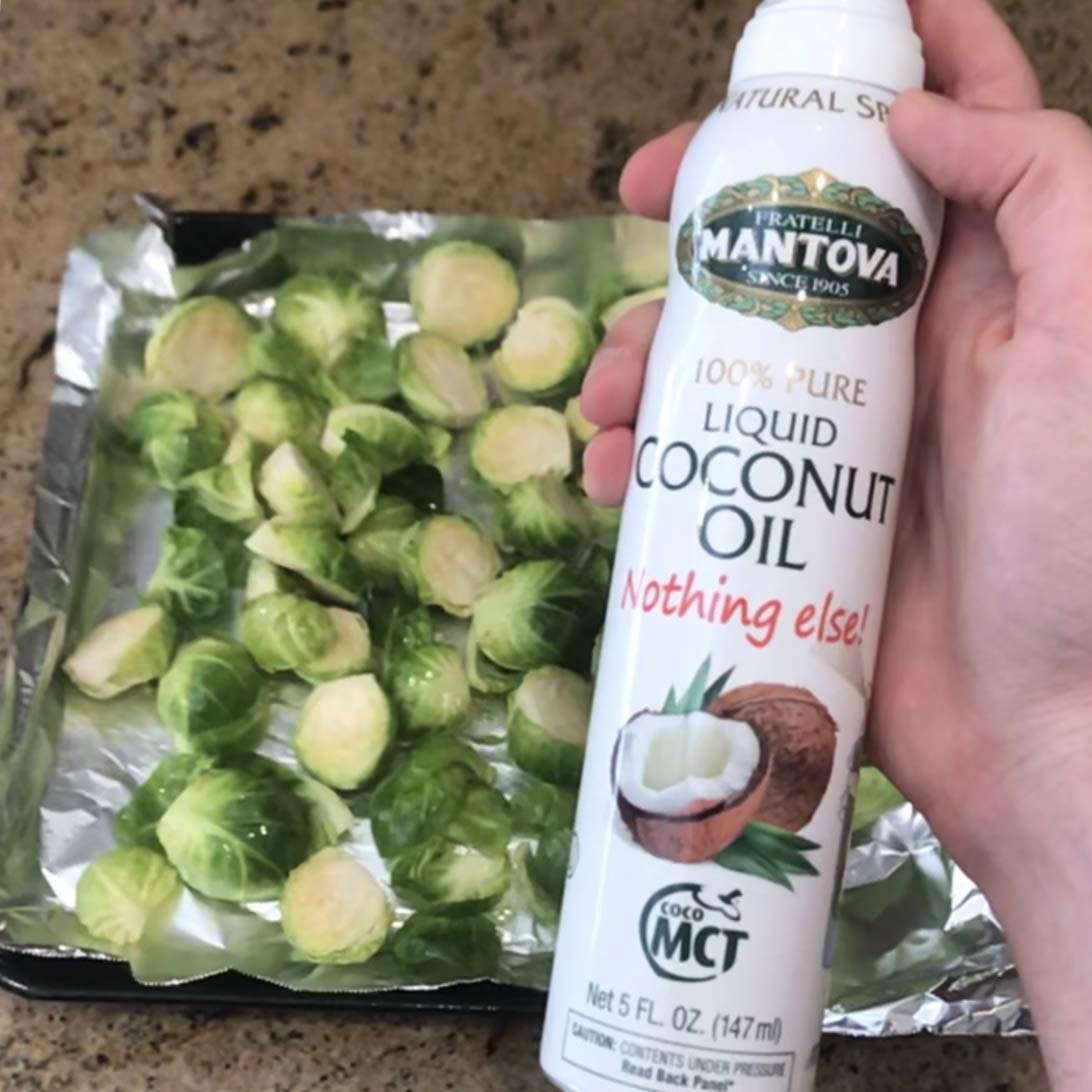 100% Pure Mantova Coconut Oil Spray - Healthy Keto Cooking Oil for Baking, Grilling & Seasoning | Versatile No-Waste Dispenser (5 oz) - Perfect for Meal Prep, Low-Carb Diets & Kitchen Convenience