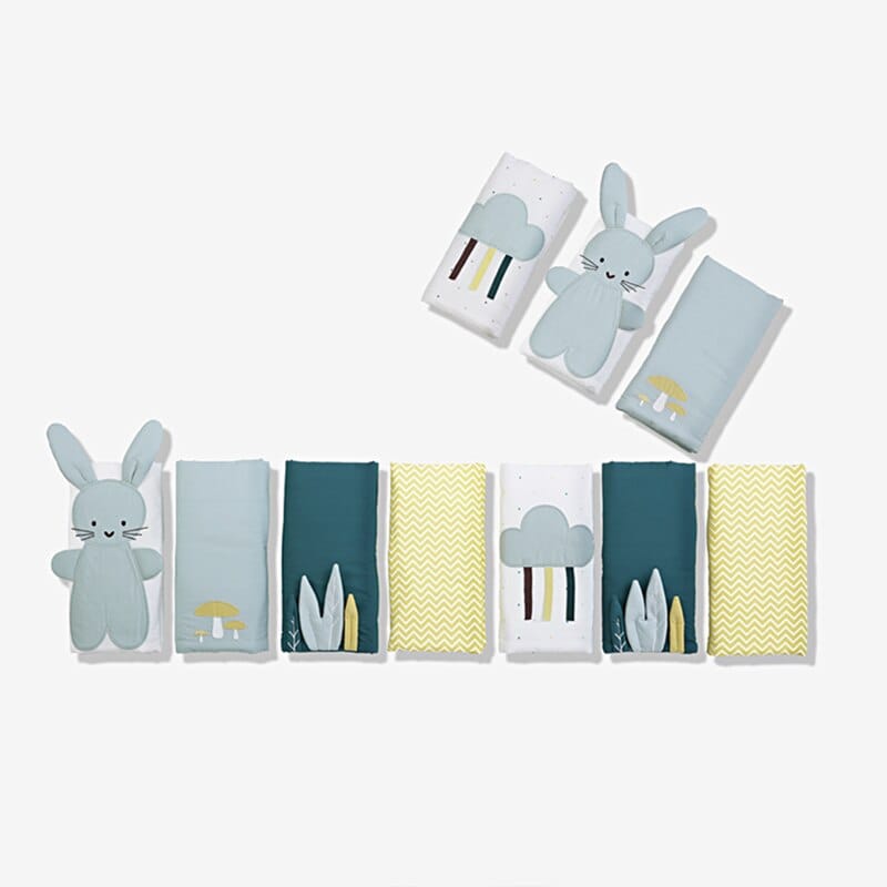 Soft and Safe Baby Cot Bumper with Cute Llama Design - Breathable Mesh for Nursery Crib - Perfect for Newborns and Toddlers (Pink, Blue, Gray) - Ideal for Nursery Decor and Safe Sleep Environment