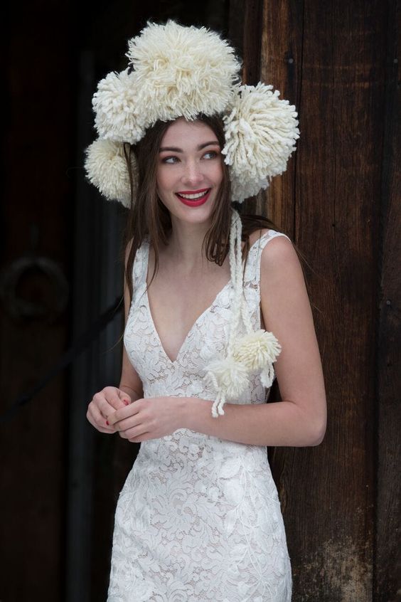 Willowby by Watters Bluma Wedding Dress - Elegant Lace Bridal Gown for Beach, Garden & Outdoor Ceremonies