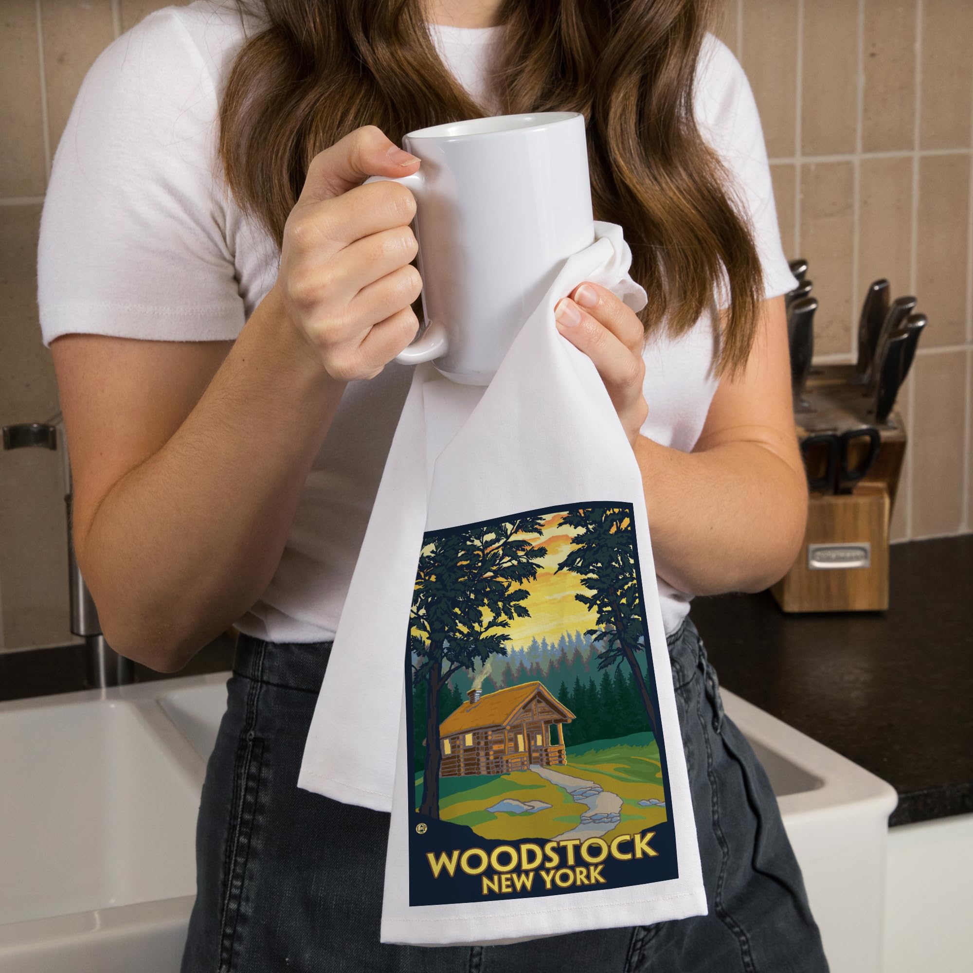 Lantern Press Woodstock New York Cabin Scene - 100% Cotton Tea Towel & Decorative Hand Towel for Kitchen, Home Decor | Perfect for Farmhouse Style, Rustic Kitchen, and Cozy Cabin Decor