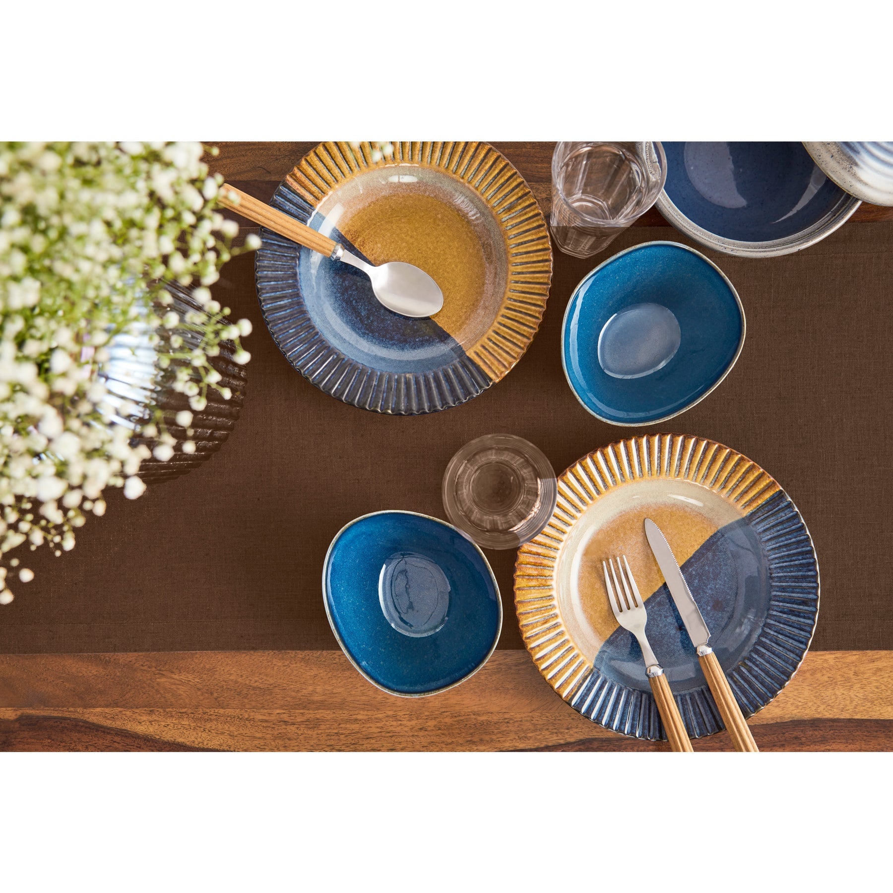 Elegant Diana Medium Weight Table Runner - Perfect for Dining Tables, Weddings, and Holiday Decor