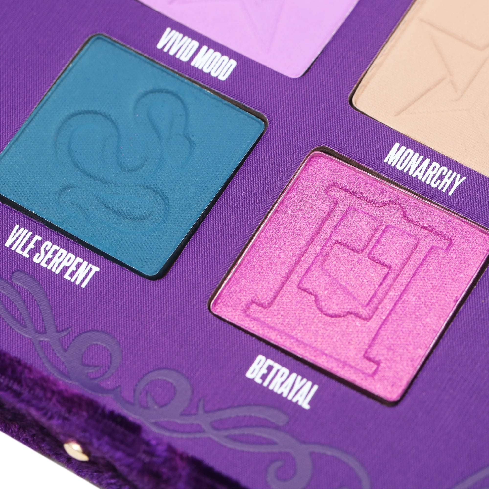 Palette Blood Lust Eyeshadow Palette - Vegan & Cruelty-Free Makeup for Bold & Dramatic Looks | Perfect for Halloween, Cosplay & Night Out Makeup