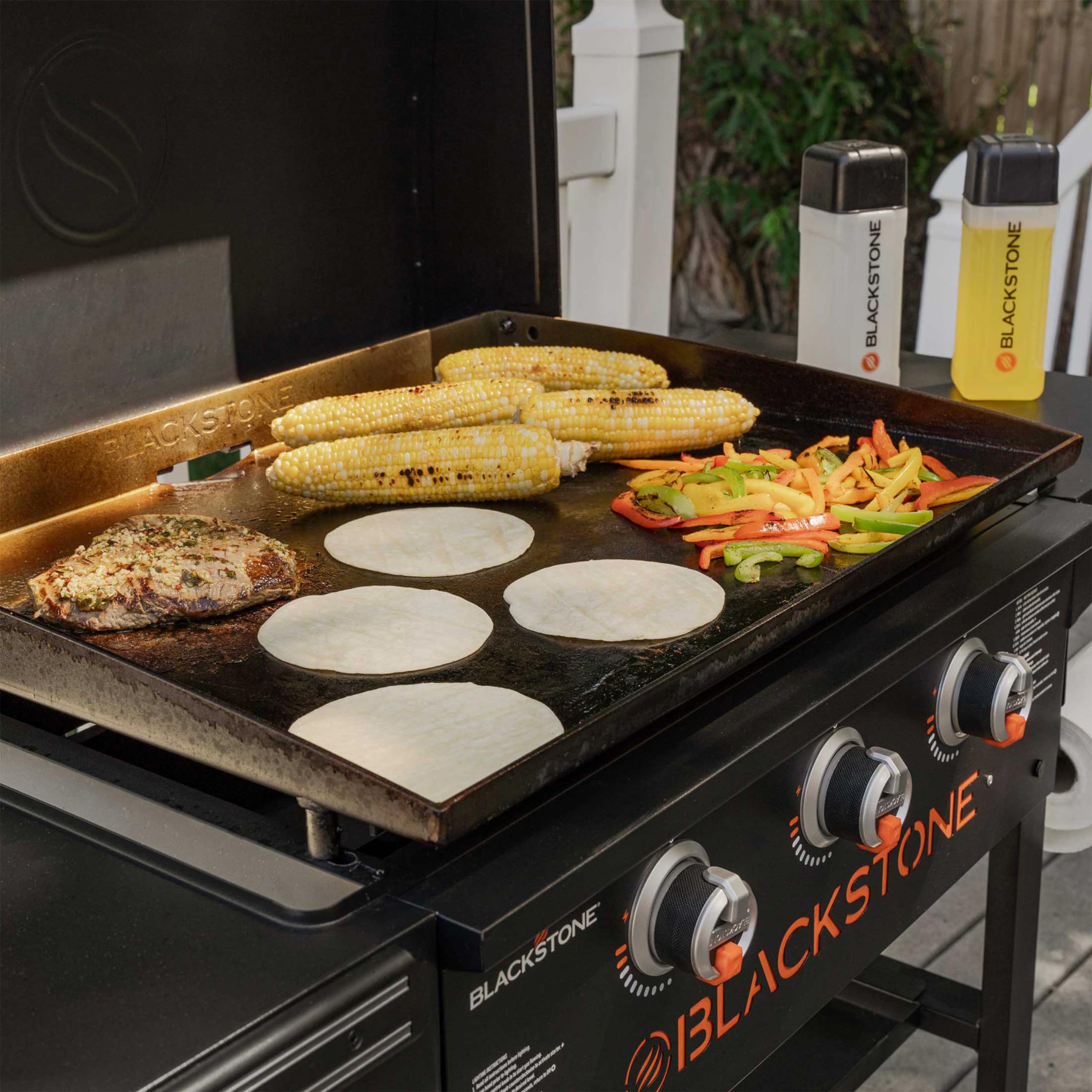 28 Inch Blackstone Griddle 2080 - 3-Burner XL Flat Top Grill with Hood & Side Shelves | Outdoor Cooking for Camping, Tailgating & Backyard BBQs