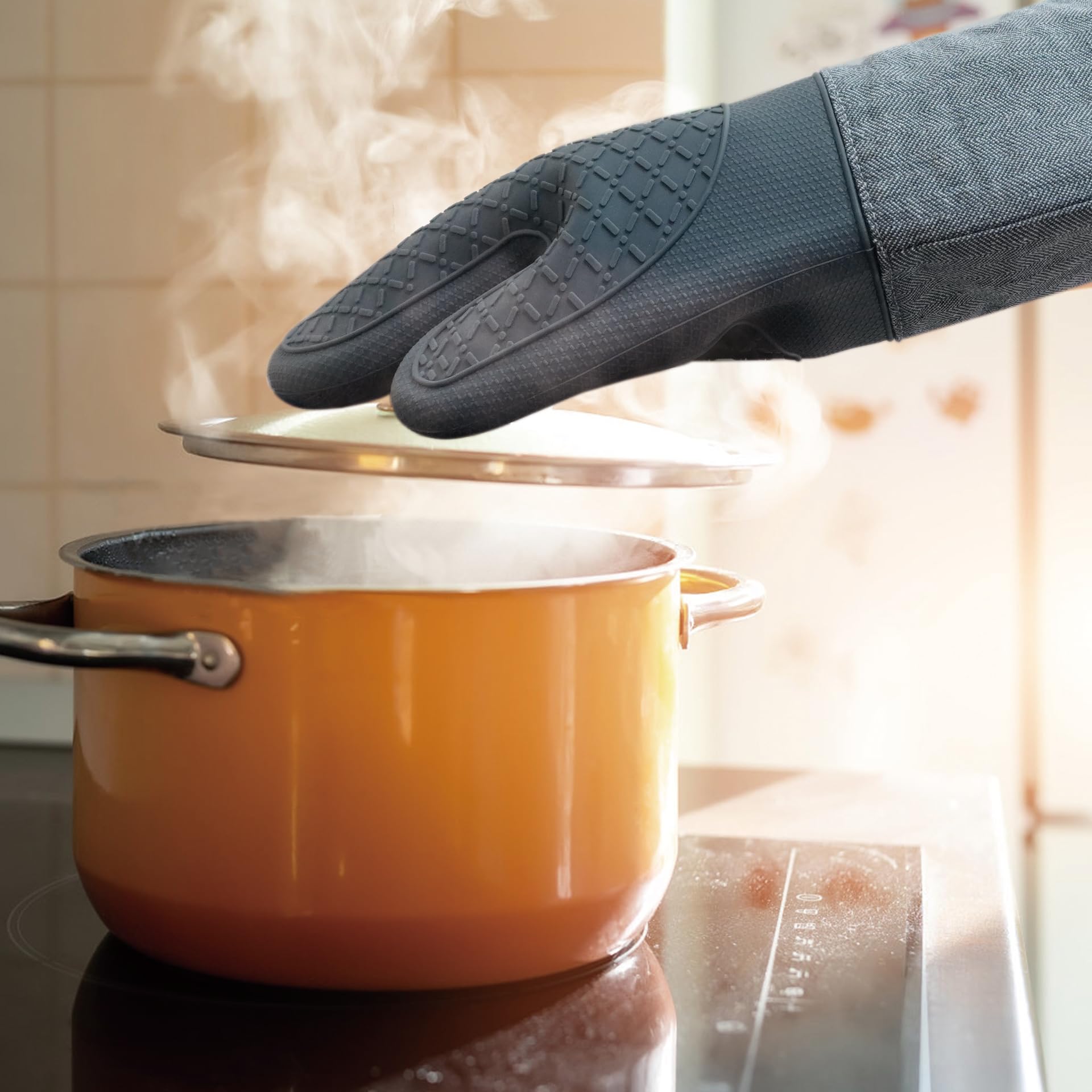 **Heat Resistant Microwave Silicone Oven Mitts (500°F) – Pair of Non-Slip Kitchen Gloves for Baking, BBQ, Cooking & Pot Handling – Gray**    *(Perfect for Grilling, Baking, Roasting & Handling Hot Dishes Safely!)*