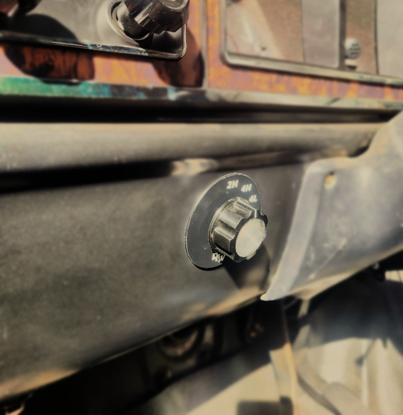 4WD Controller for 2012+ Ford F150 F250 F350 Powerstroke & EcoBoost - Off-Road & Towing Performance Upgrade
