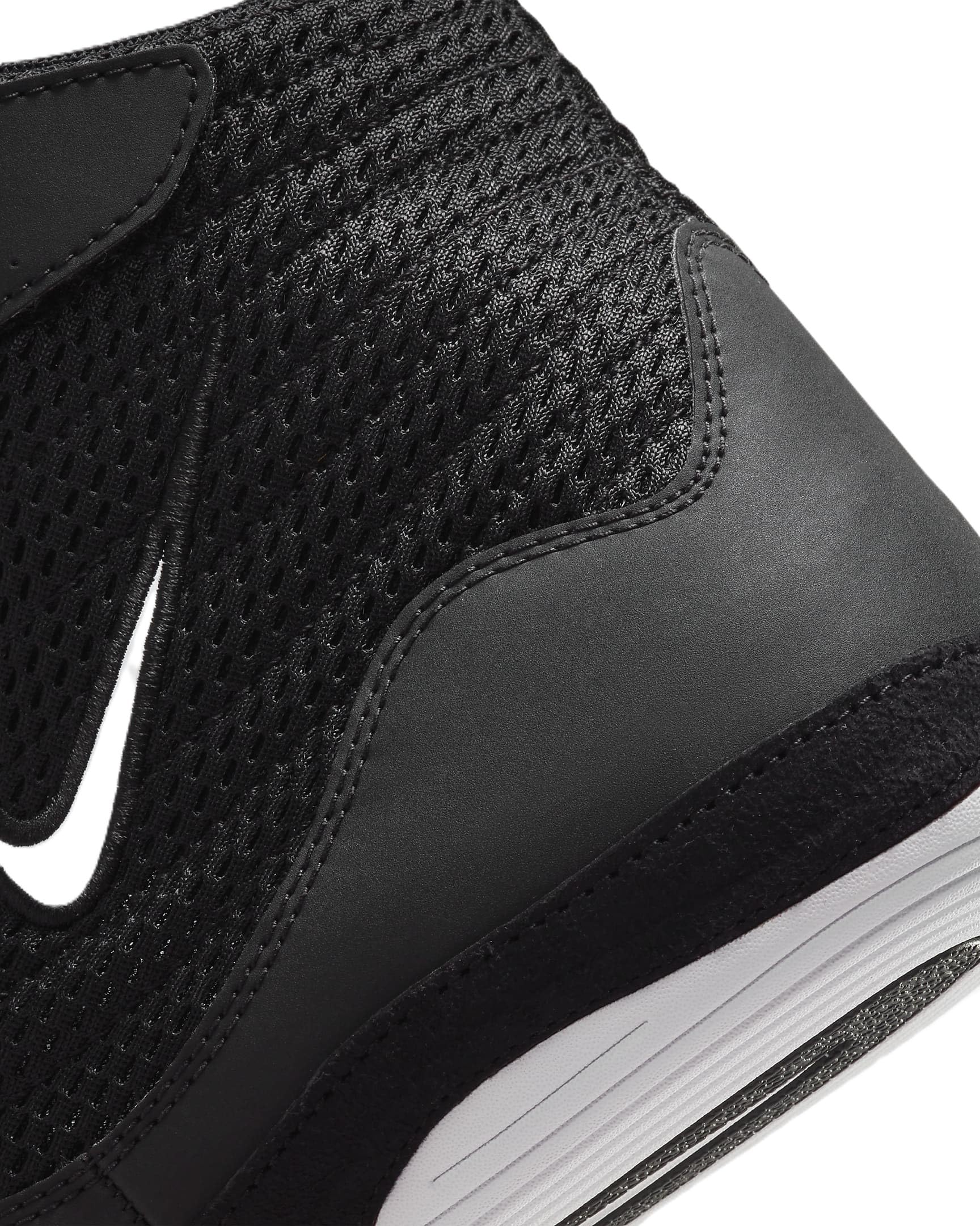 Nike Men's Inflict 3 Wrestling Shoes - Lightweight & Breathable for High-Performance Matches - Perfect for Wrestling Training & Competitions