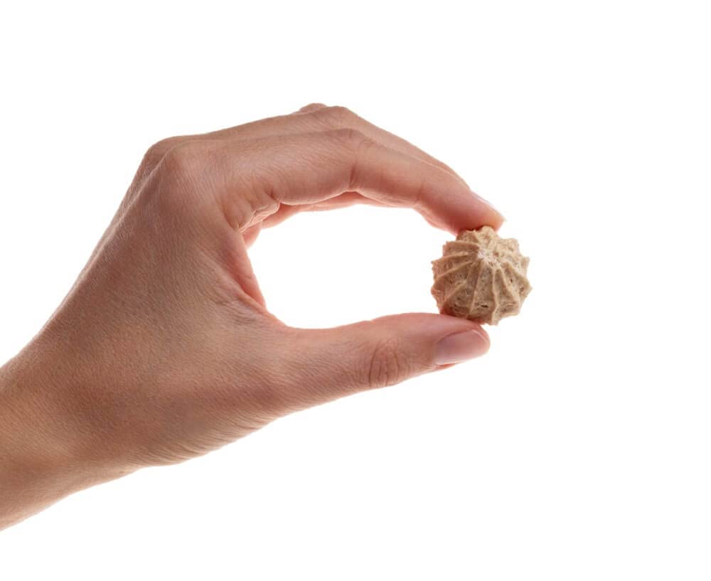 Organic Chicken Quinoa & Coconut Oil Dog Treats for Small & Large Breeds - Grain-Free, Healthy Snacks for Training & Rewards - Preen Pets (4 oz) - Perfect for On-the-Go, Travel & Daily Bonding