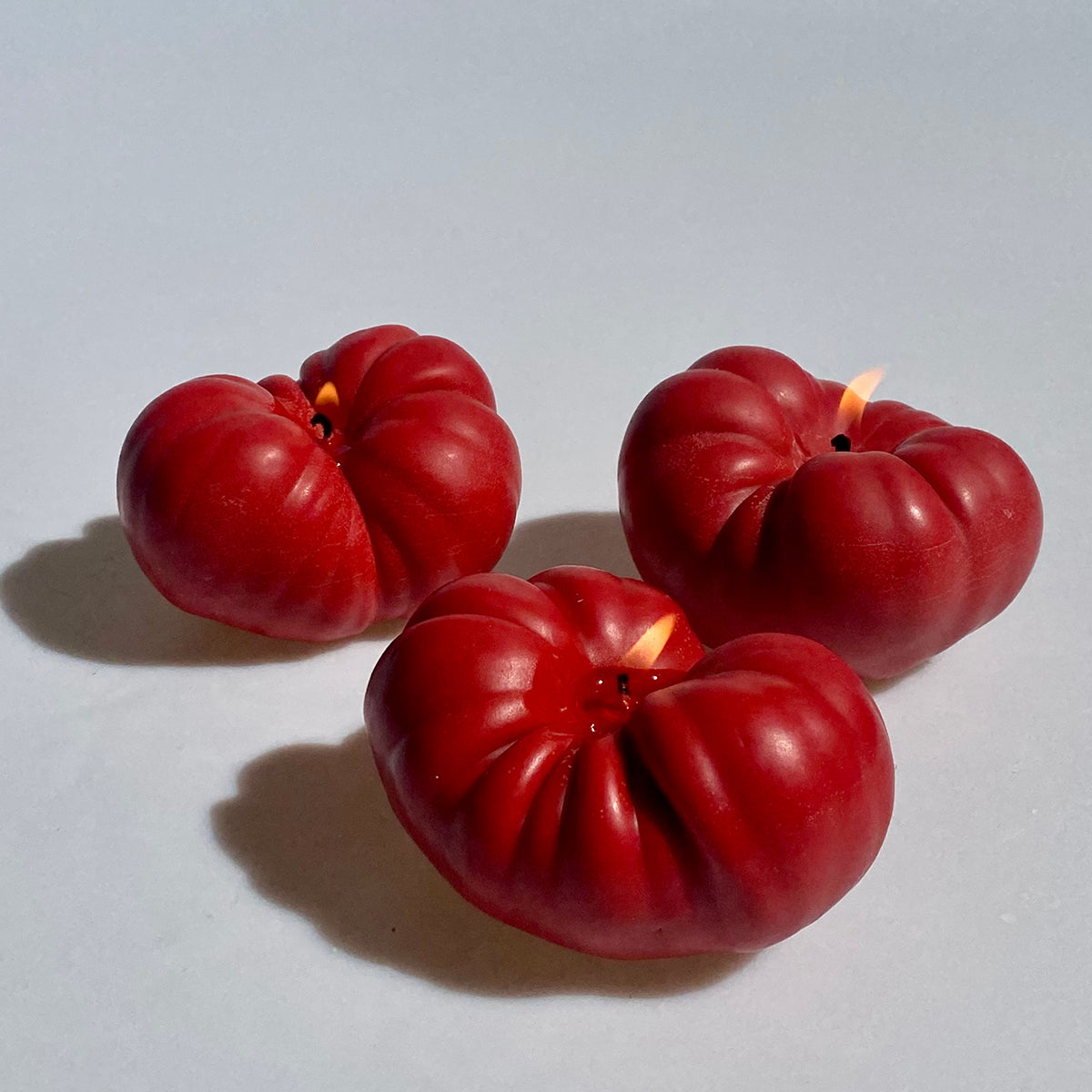 Heirloom Tomato Scented Soy Candle - Red, Hand-Poured, Natural Wax, Long-Lasting Fragrance for Home, Kitchen, Bathroom & Relaxation