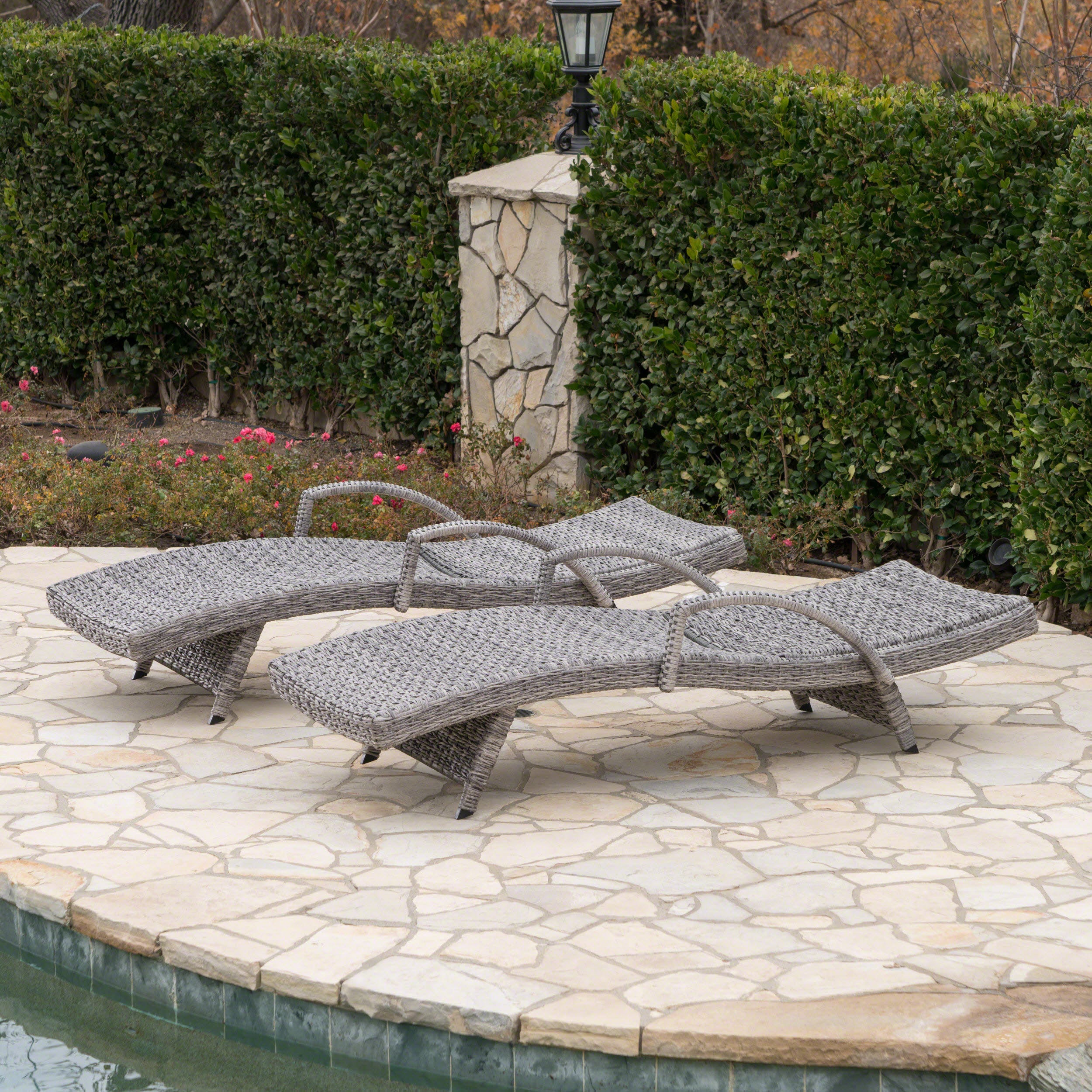 CRETE WICKER CHAISE LOUNGE - Outdoor Patio Furniture with Cushion - Perfect for Poolside, Garden, and Backyard Relaxation