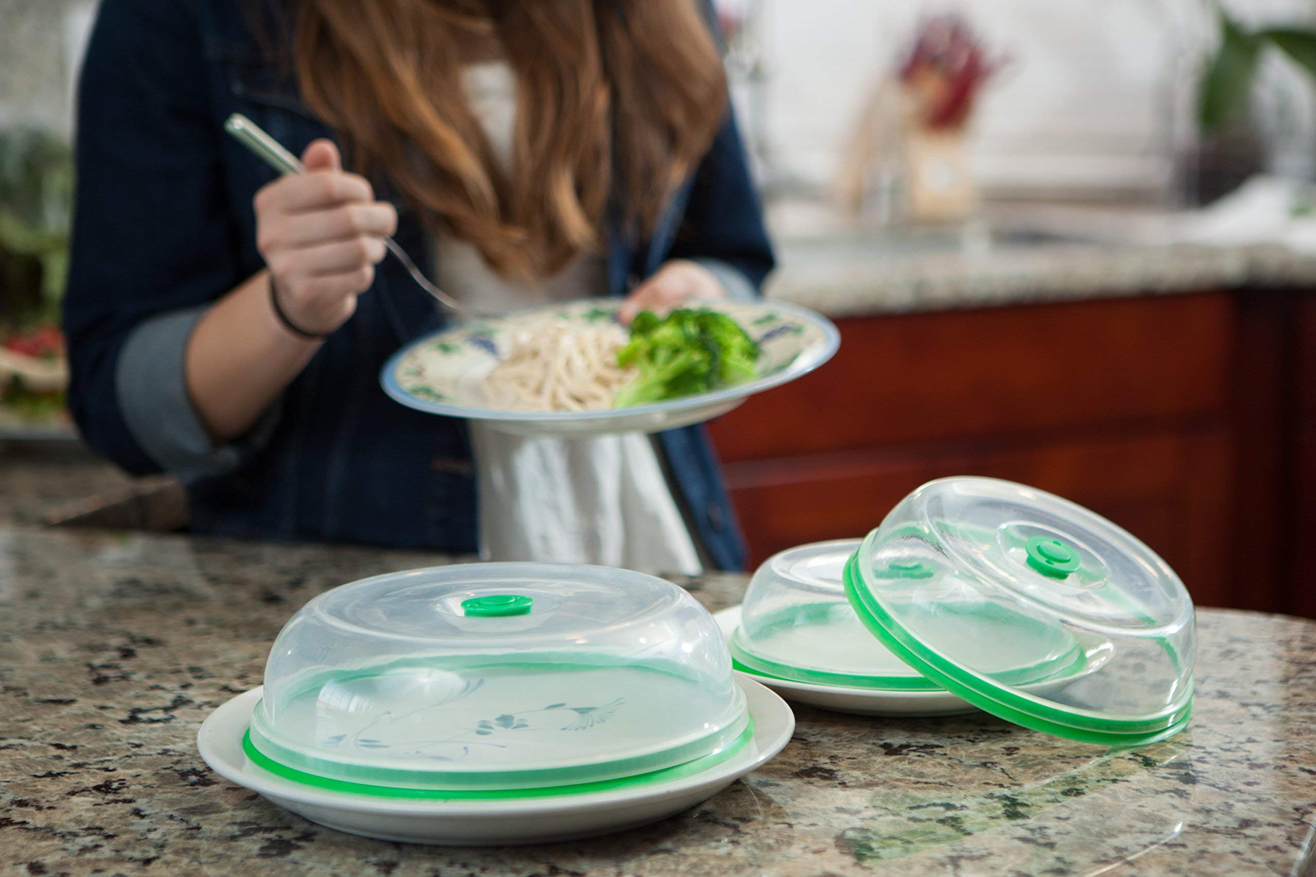Press n Fresh Universal Vacuum Sealer Lid - Airtight Food Storage Container Cover for 9 & 7 Inch Plates (Green) | Stackable, Dishwasher Safe, BPA Free | Perfect for Meal Prep, Leftovers & Refrigerator Organization