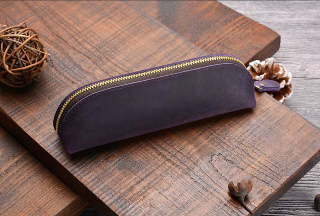 Personalized Engraved Leather Pen Holder - Premium Gift for Writers & Professionals - Perfect for Office, School & Travel Use