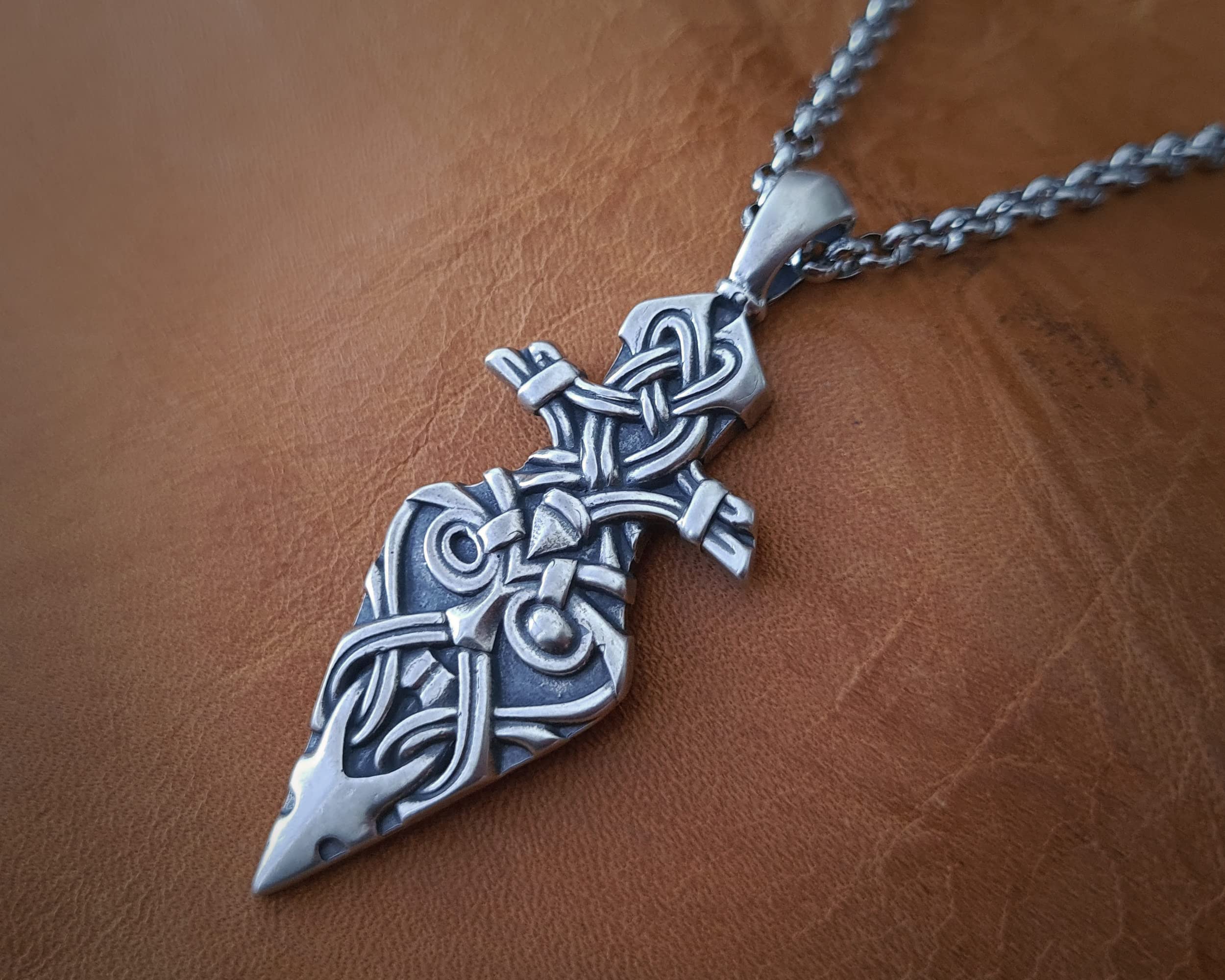 Viking Odin Gungnir Spear Pendant Necklace - Sterling Silver Viking Jewelry for Men & Women - Norse Mythology Talisman - Perfect Viking Gift for Cosplay, LARP & Norse Pagan Rituals