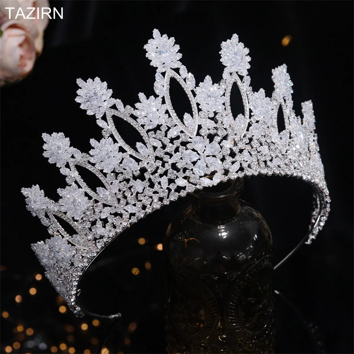 Luxury Cubic Zirconia Wedding Tiara Crown - Elegant Bridal Headpiece for Women, Princess Pageant Hair Jewelry, Perfect Gift for Bride (Ideal for Weddings, Prom, Quinceañera & Special Occasions)