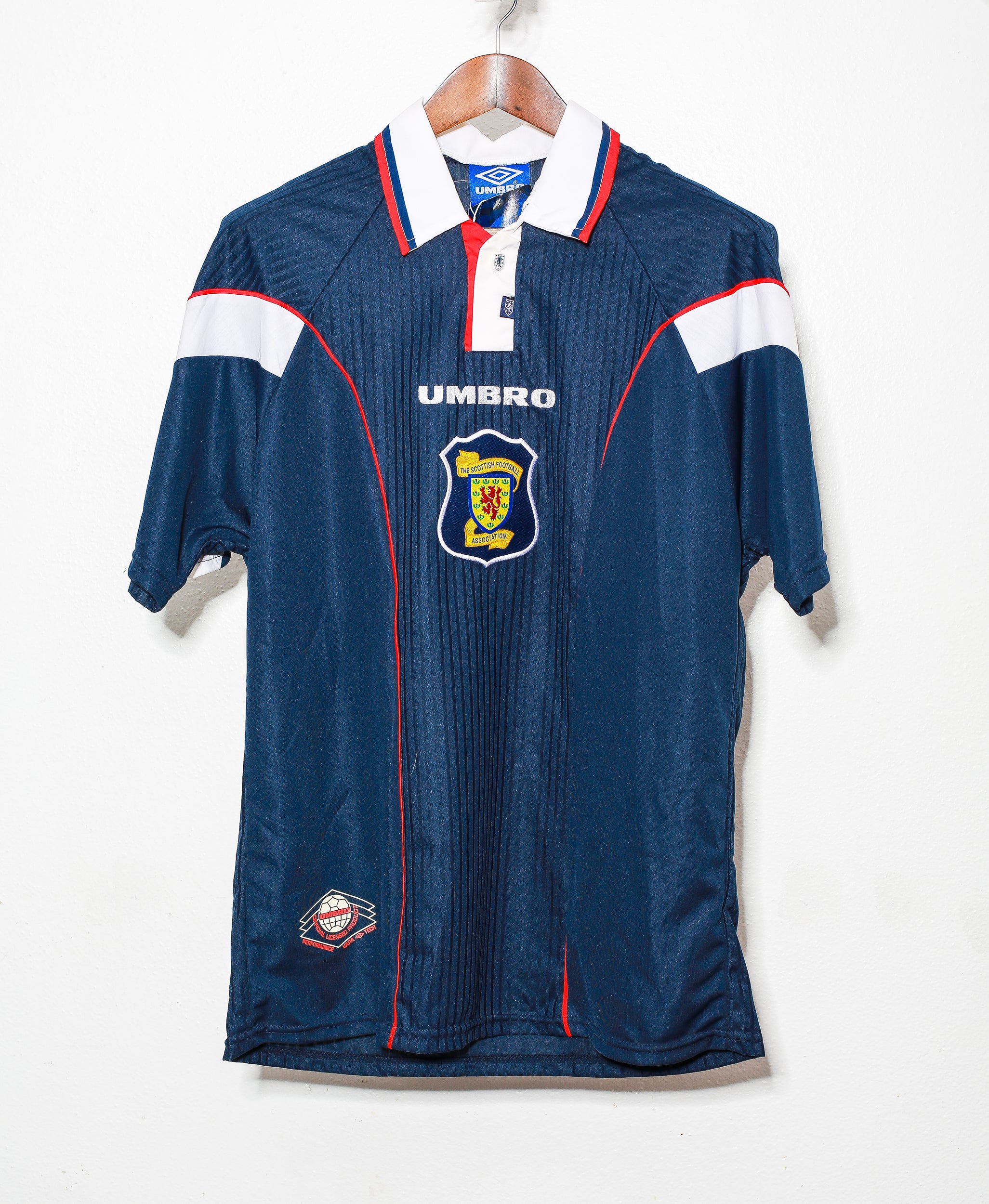 1997 Scotland Home Jersey BNWT Size Large - Vintage Football Shirt for Collectors & Fans - Perfect for Matches, Gifts & Memorabilia