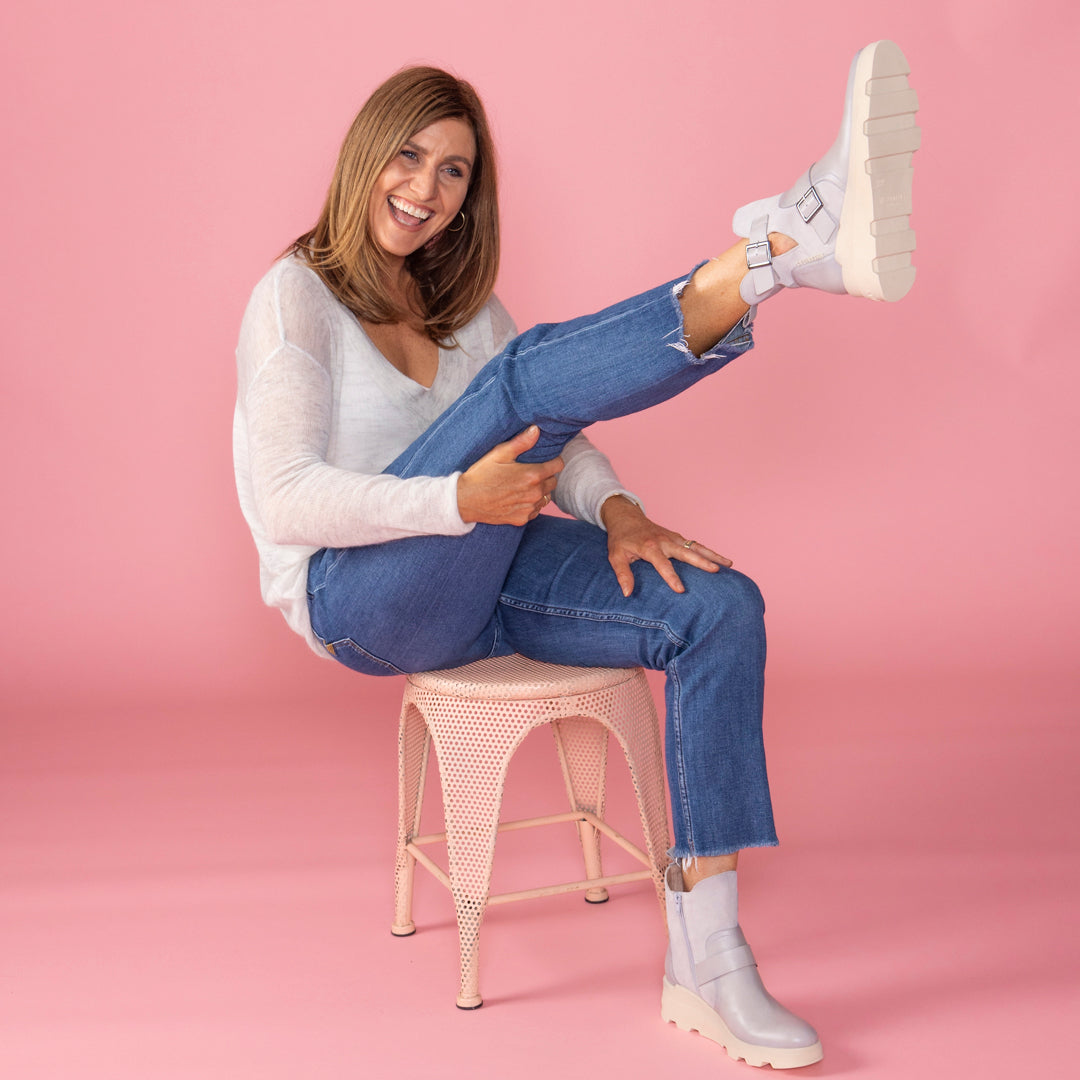 Hispanitas Women's Comfortable Flats - Stylish & Lightweight Casual Shoes for Work, Travel & Everyday Wear