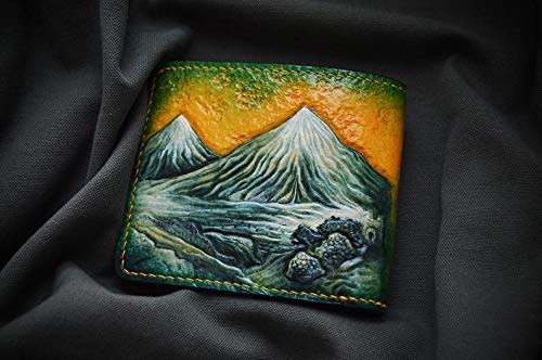 Handcrafted 3D Genuine Leather Wallet for Men - Custom Engraved & Hand-Painted with Ararat Mountain, Snake & Sword Design - Personalized Gift for Father's Day, Birthday & Travel Accessories